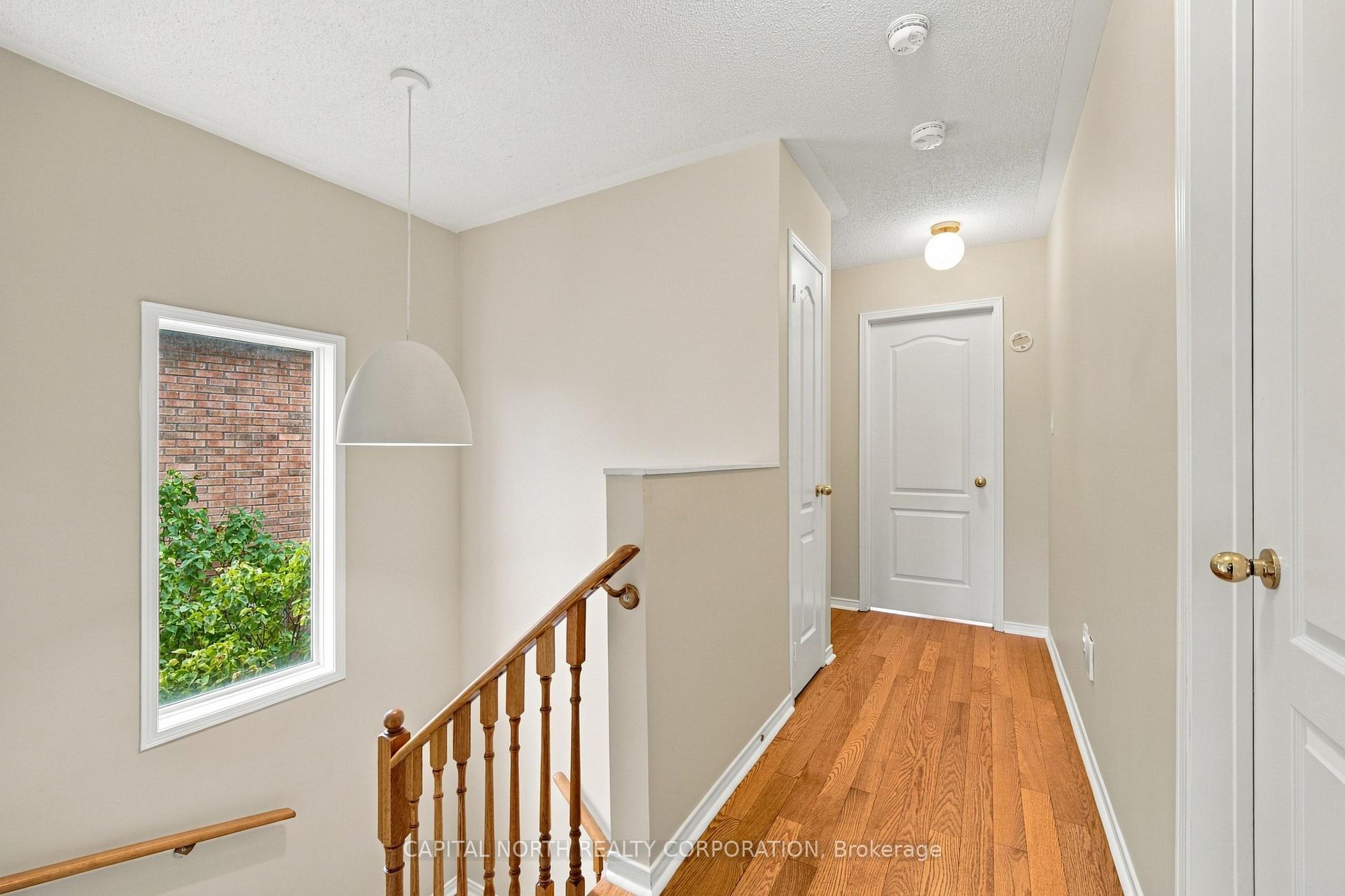 Photo 20 of 21 Walkview Crescent, Richmond Hill, Oak Ridges — HOMEH