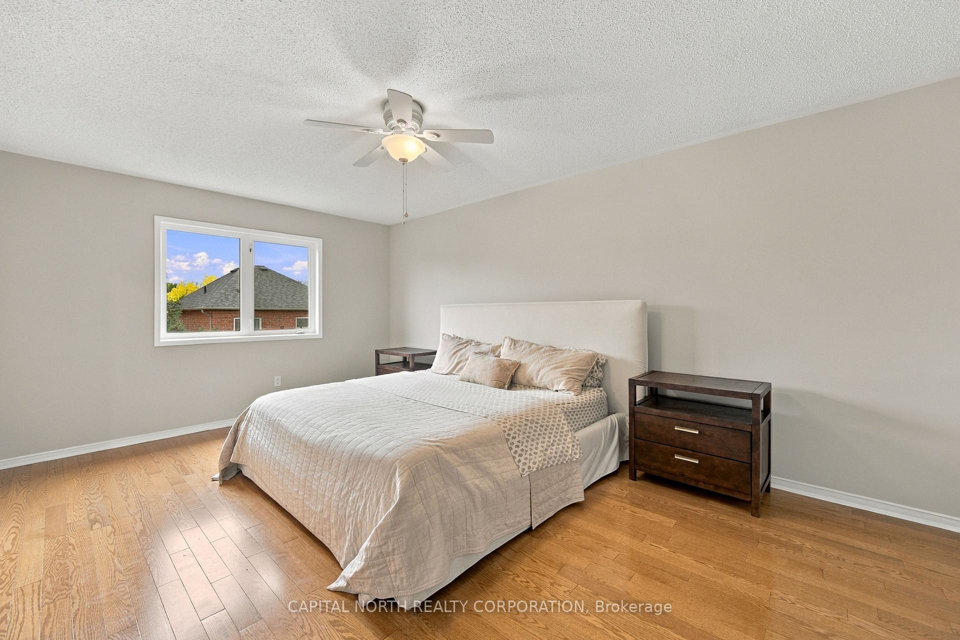 Photo 21 of 21 Walkview Crescent, Richmond Hill, Oak Ridges — HOMEH