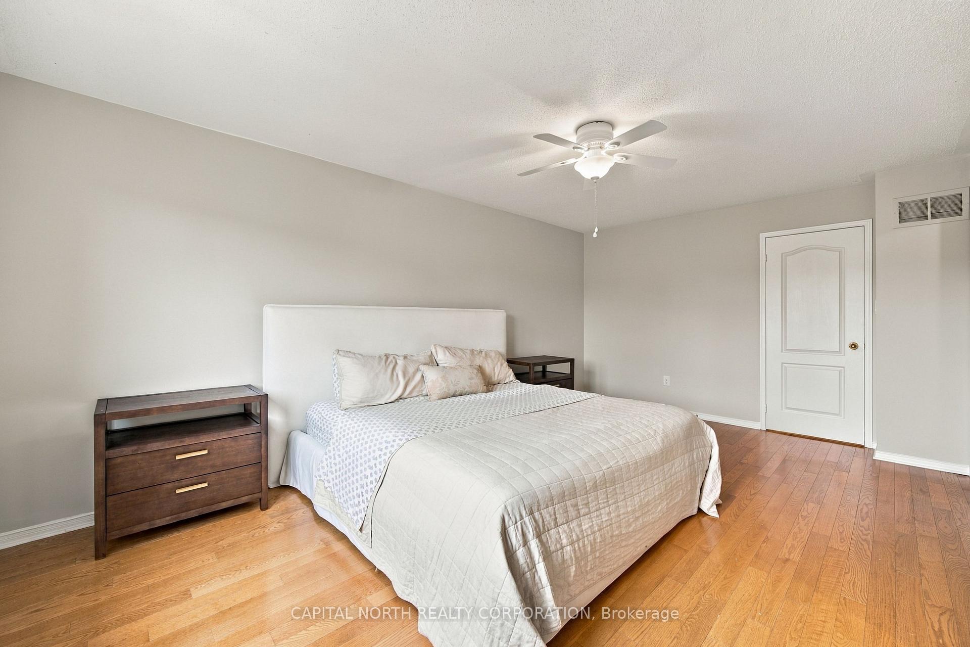 Photo 23 of 21 Walkview Crescent, Richmond Hill, Oak Ridges — HOMEH