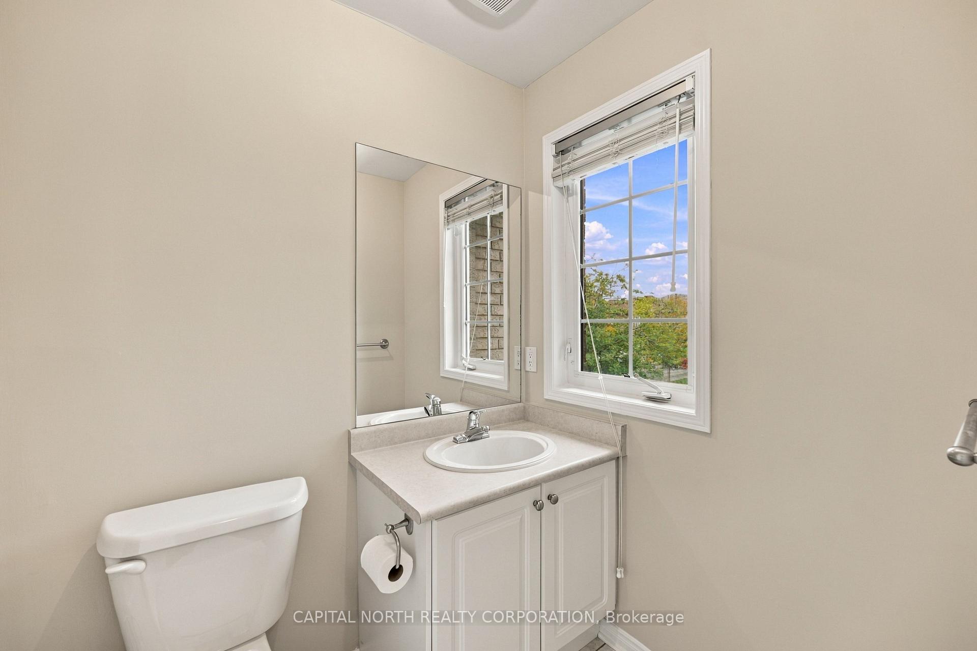 Photo 31 of 21 Walkview Crescent, Richmond Hill, Oak Ridges — HOMEH