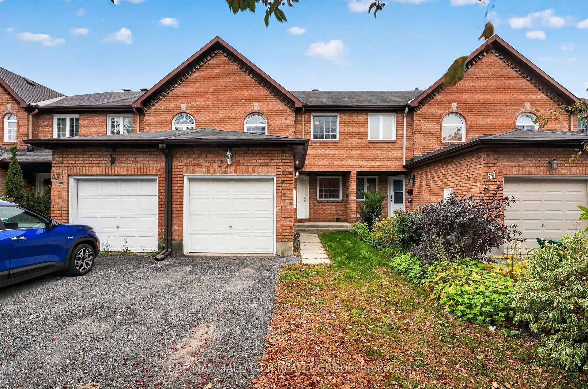 Photo of 49 Robarts Crescent