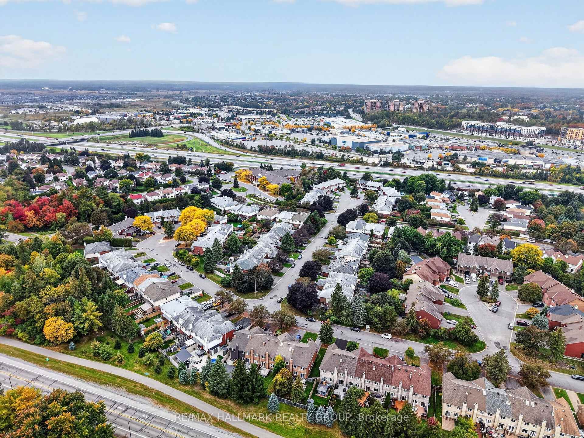 Photo 43 of 49 Robarts Crescent, Ottawa, Kanata - Katimavik — HOMEH