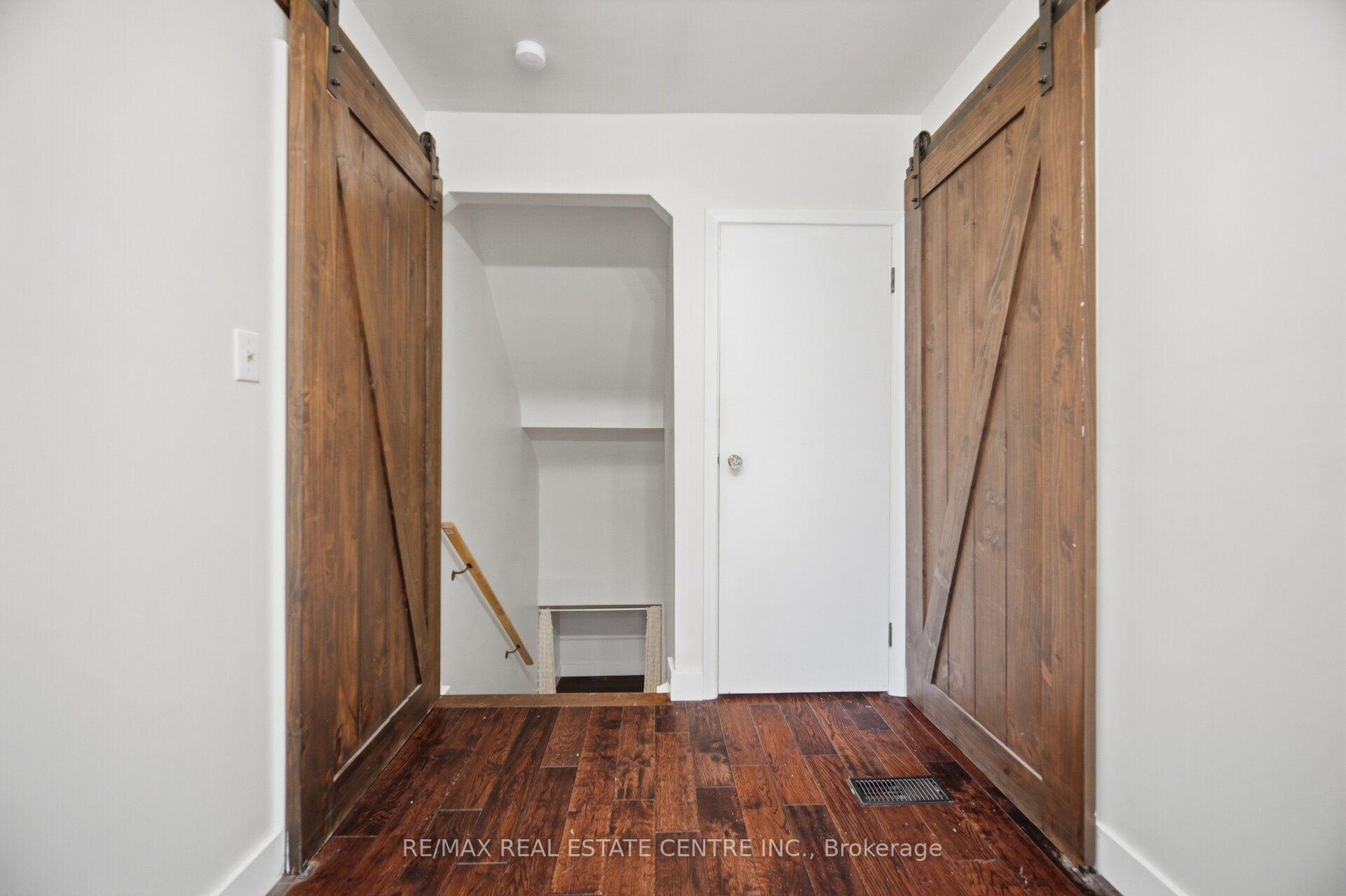 Photo 23 of 4 Lincoln Crescent, Guelph, St. George's — HOMEH
