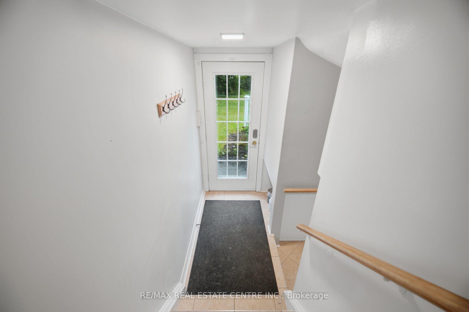 Photo 30 of 4 Lincoln Crescent, Guelph, St. George's — HOMEH