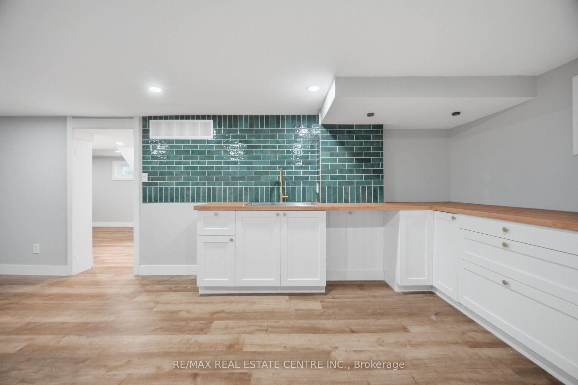 Photo 33 of 4 Lincoln Crescent, Guelph, St. George's — HOMEH
