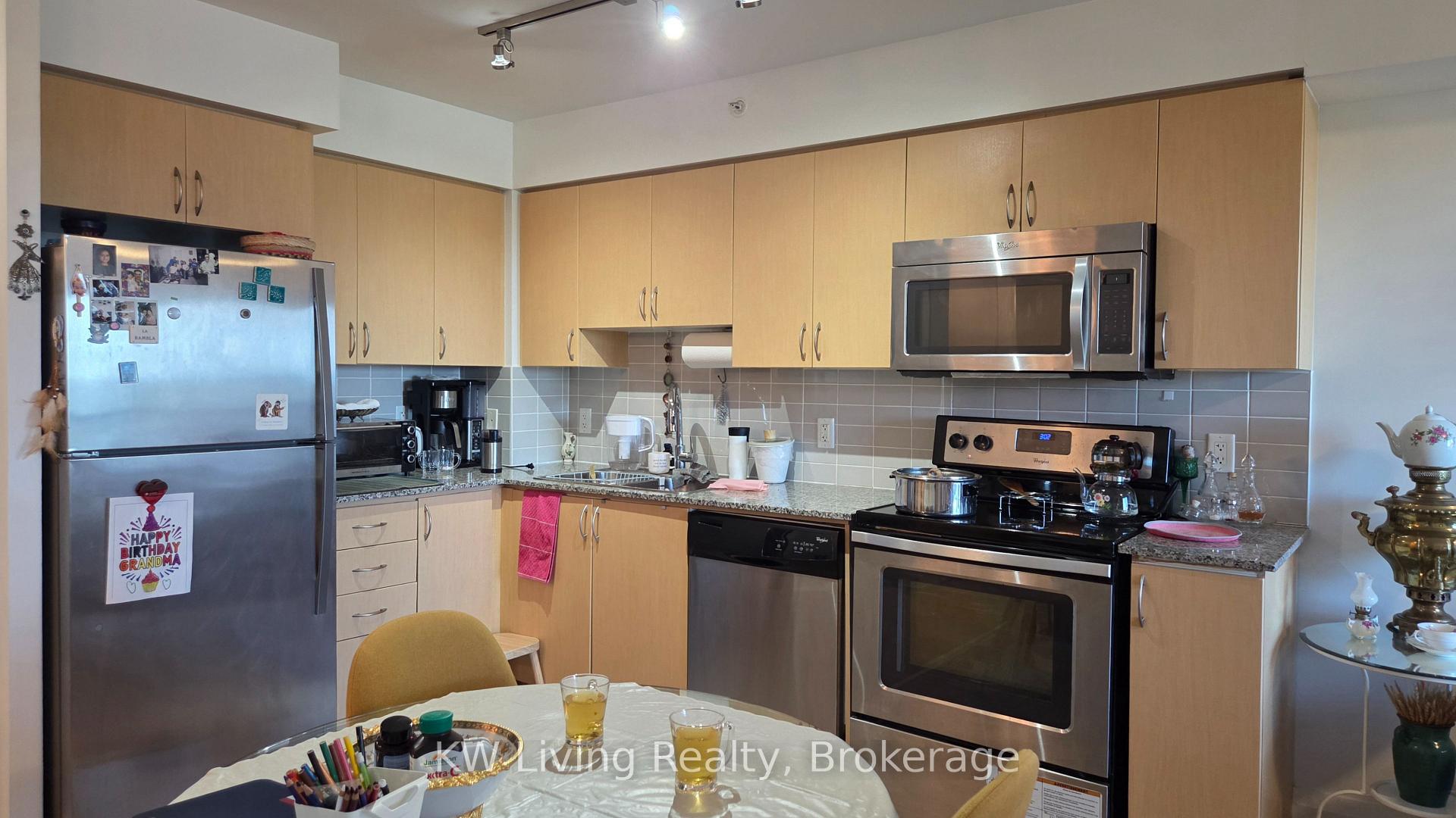 Photo 8 of Unit 802, 370 Hwy 7 E, Richmond Hill, Doncrest — HOMEH