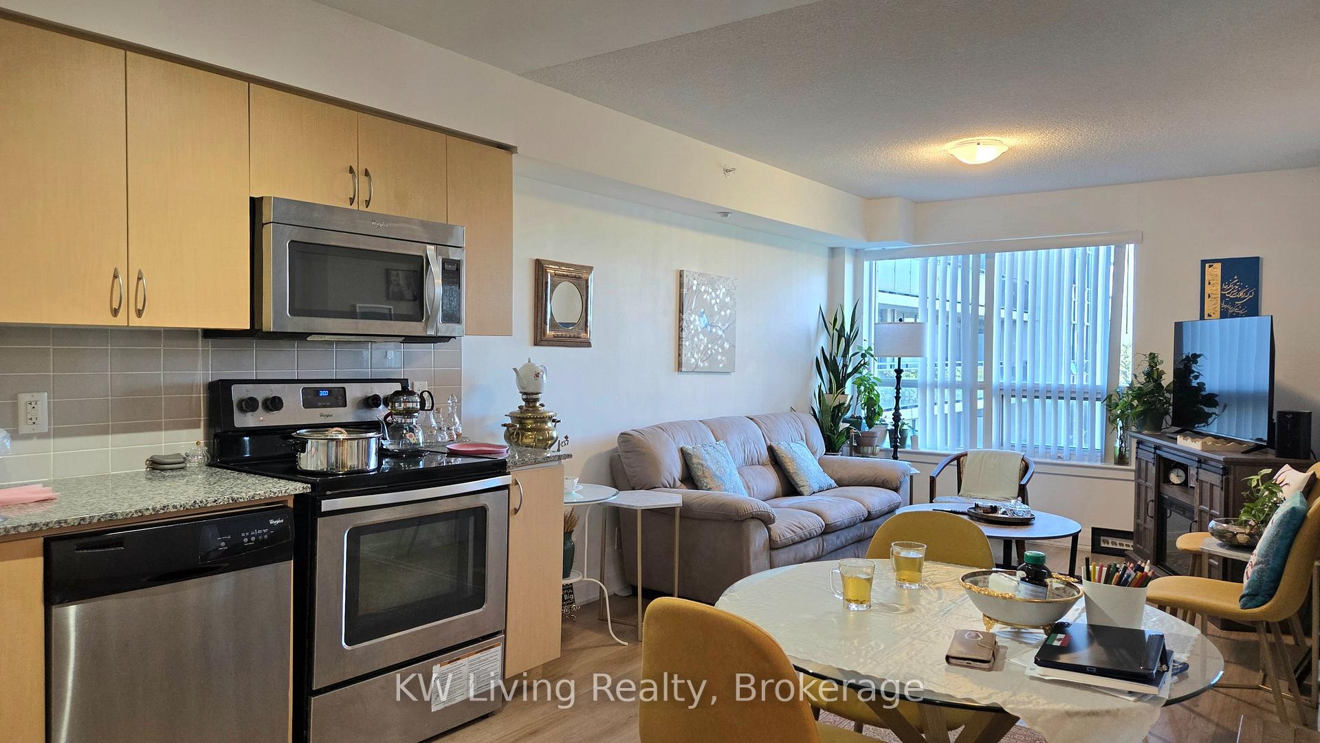 Photo 9 of Unit 802, 370 Hwy 7 E, Richmond Hill, Doncrest — HOMEH
