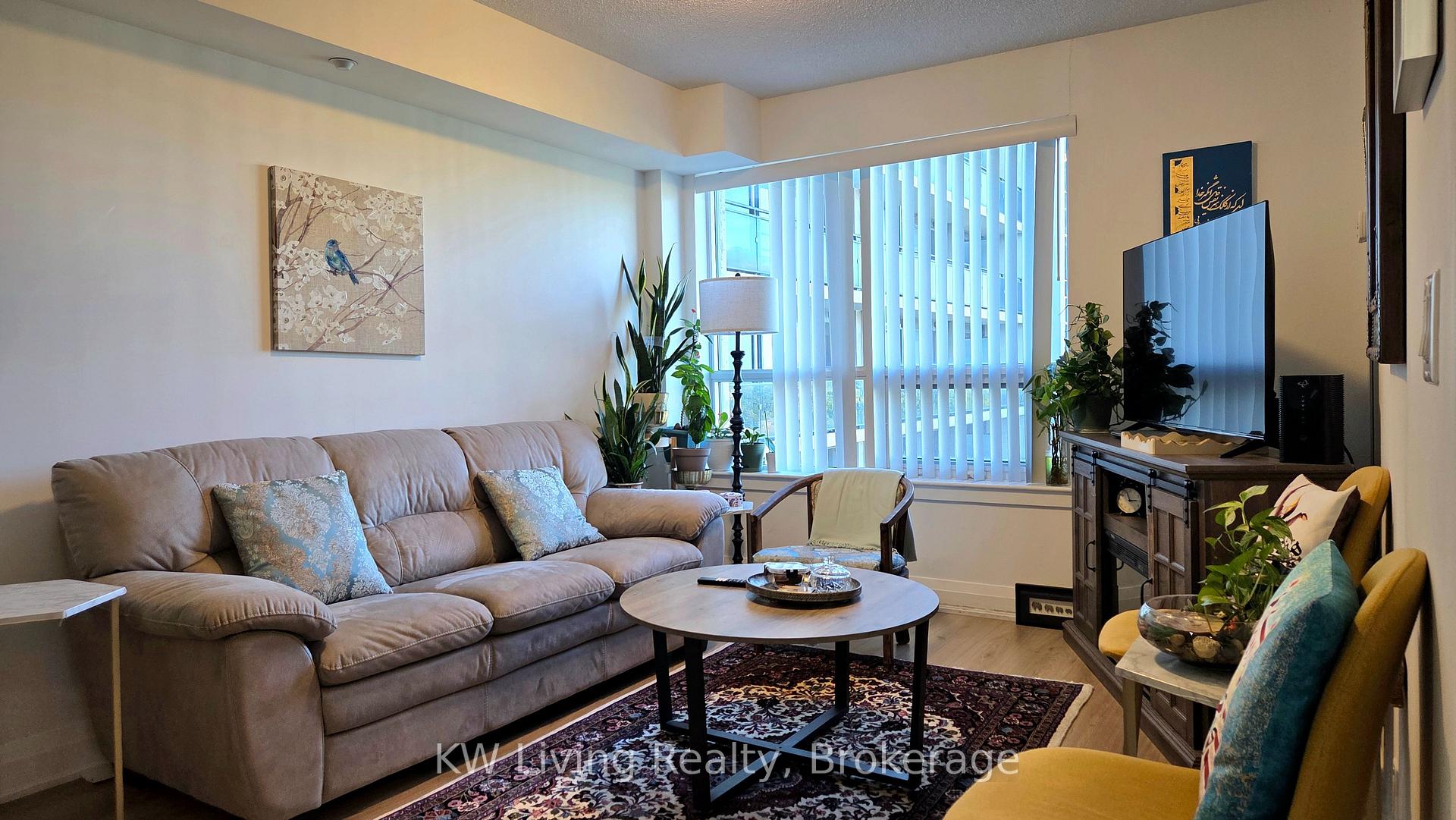 Photo 10 of Unit 802, 370 Hwy 7 E, Richmond Hill, Doncrest — HOMEH