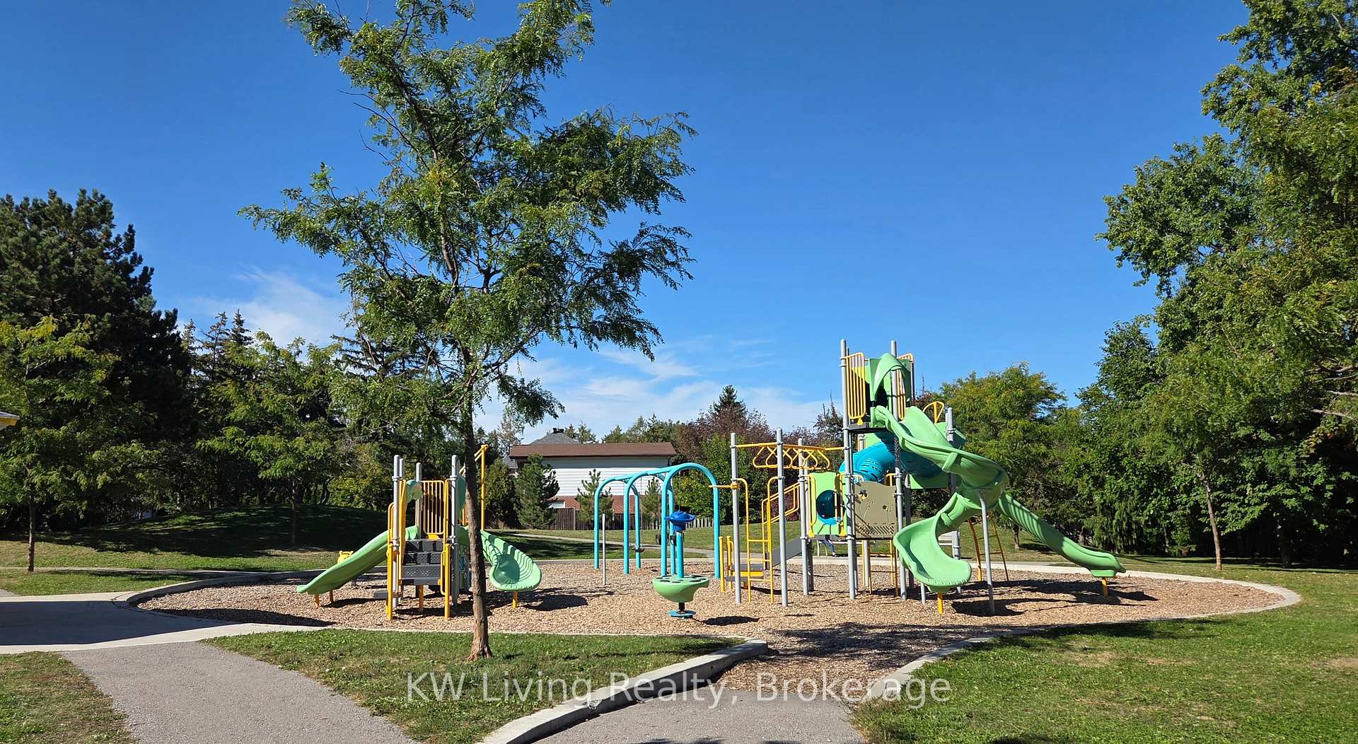 Photo 15 of Unit 802, 370 Hwy 7 E, Richmond Hill, Doncrest — HOMEH