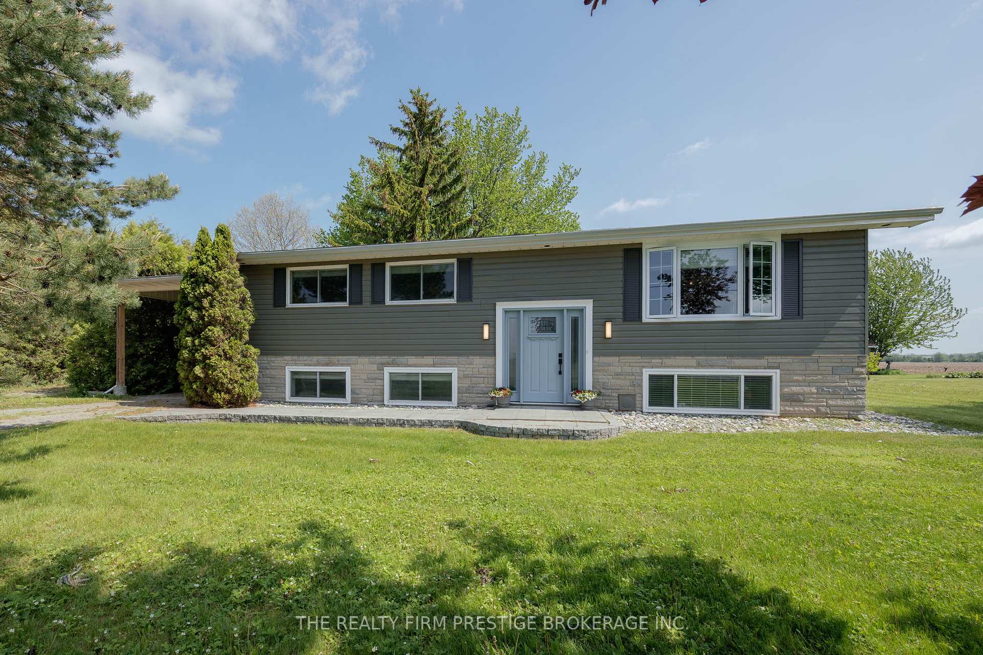 Photo 3 of 34420 Gore Road, South Huron, Stephen — HOMEH