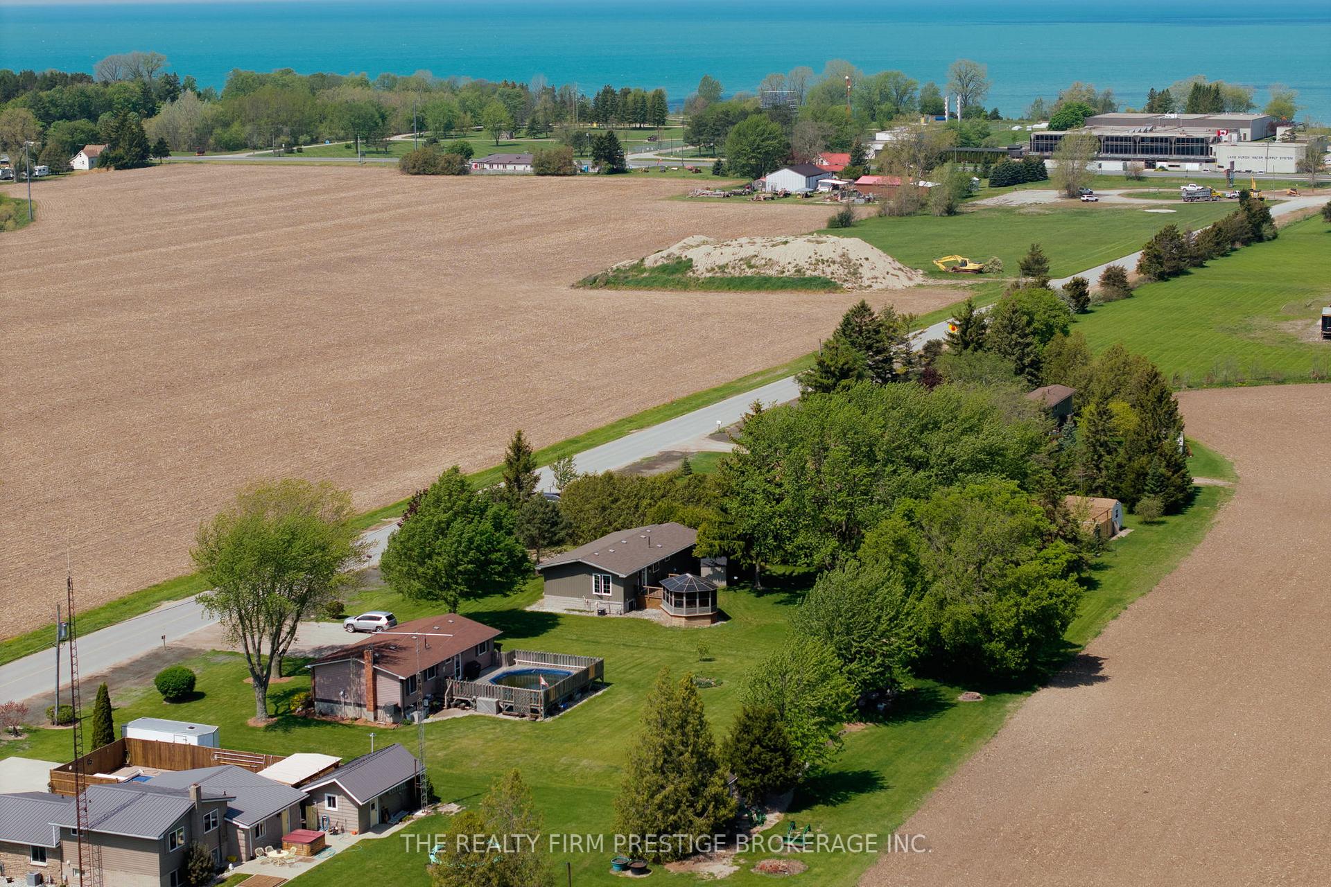 Photo 43 of 34420 Gore Road, South Huron, Stephen — HOMEH