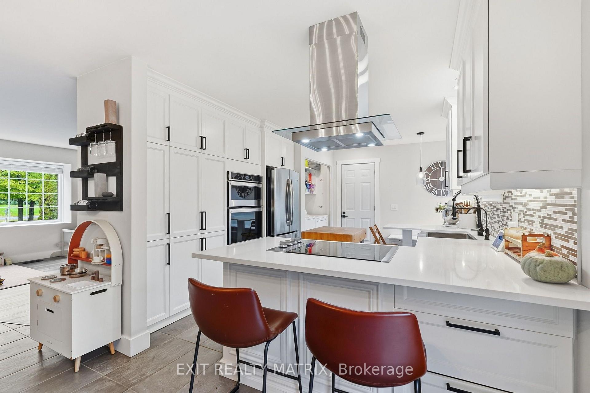 Photo 13 of 710 Du Parc Road, Champlain, L'Orignal — HOMEH