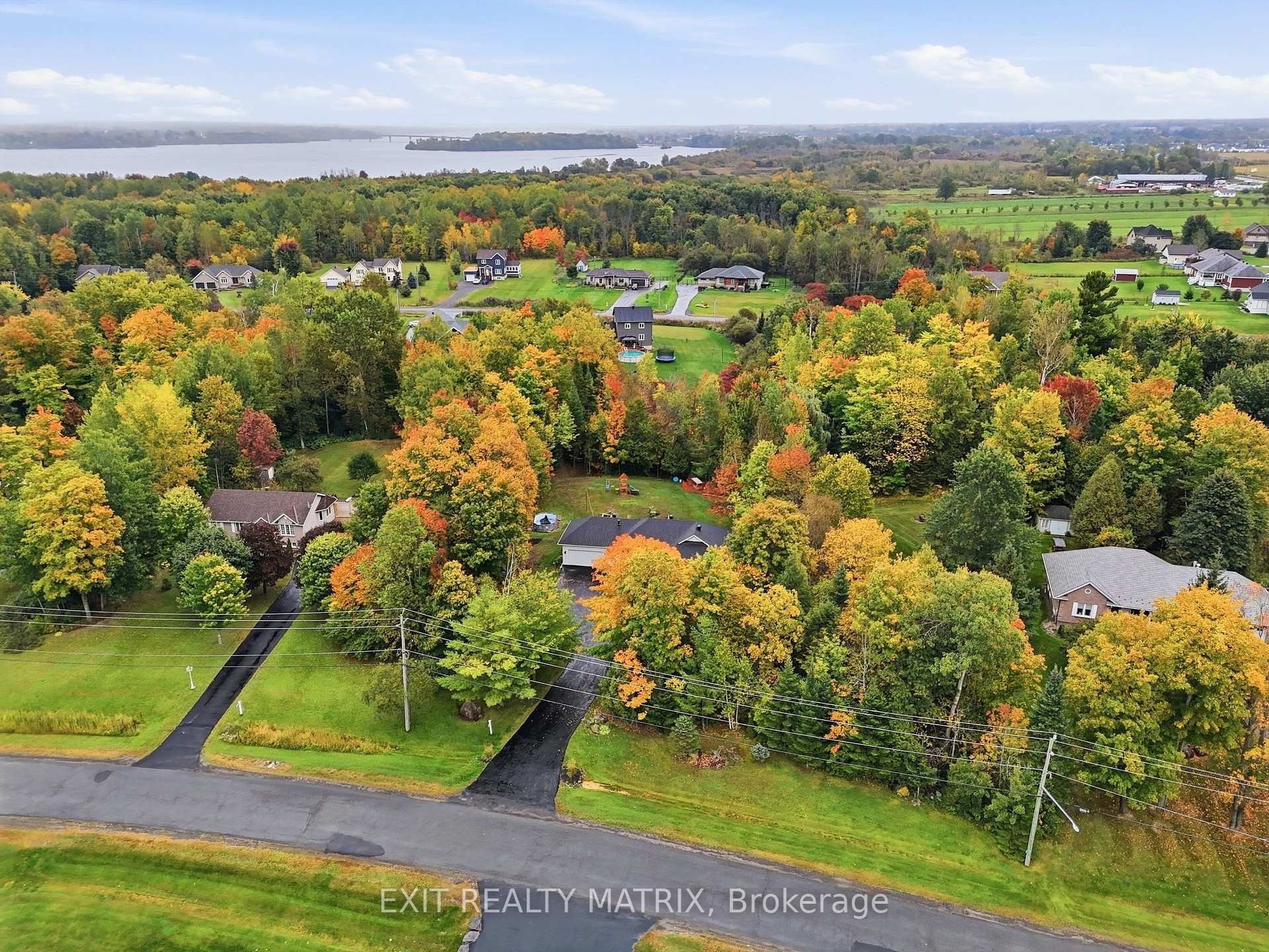Photo 39 of 710 Du Parc Road, Champlain, L'Orignal — HOMEH