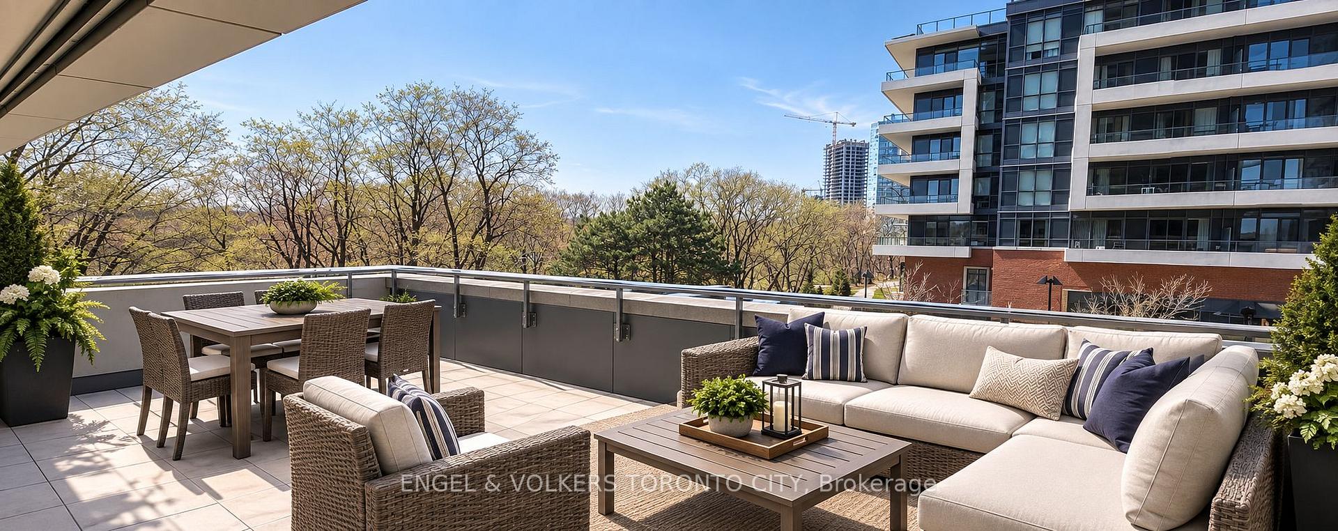 Photo of Unit 302, 2220 Lake Shore Boulevard W