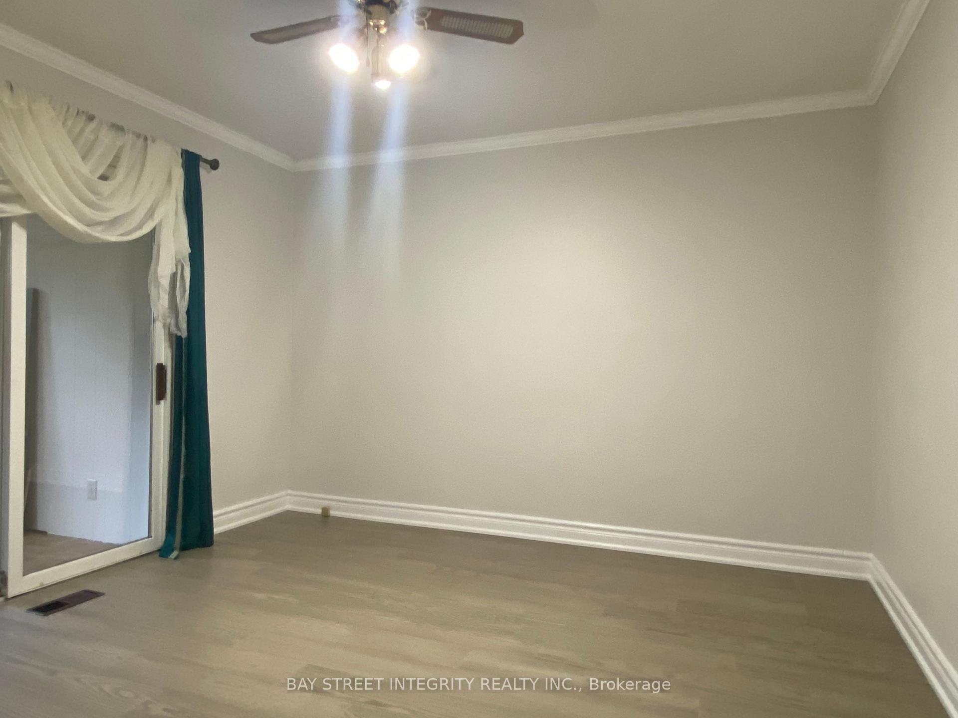 Photo 10 of 207 Maple Avenue, Richmond Hill, Harding — HOMEH