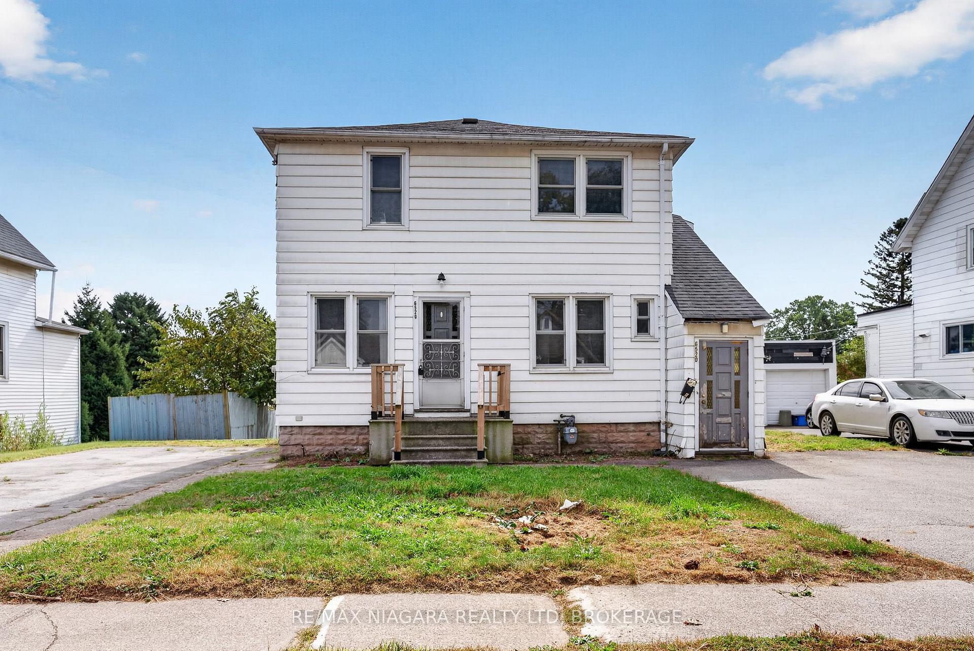Photo of 6520 Barker Street