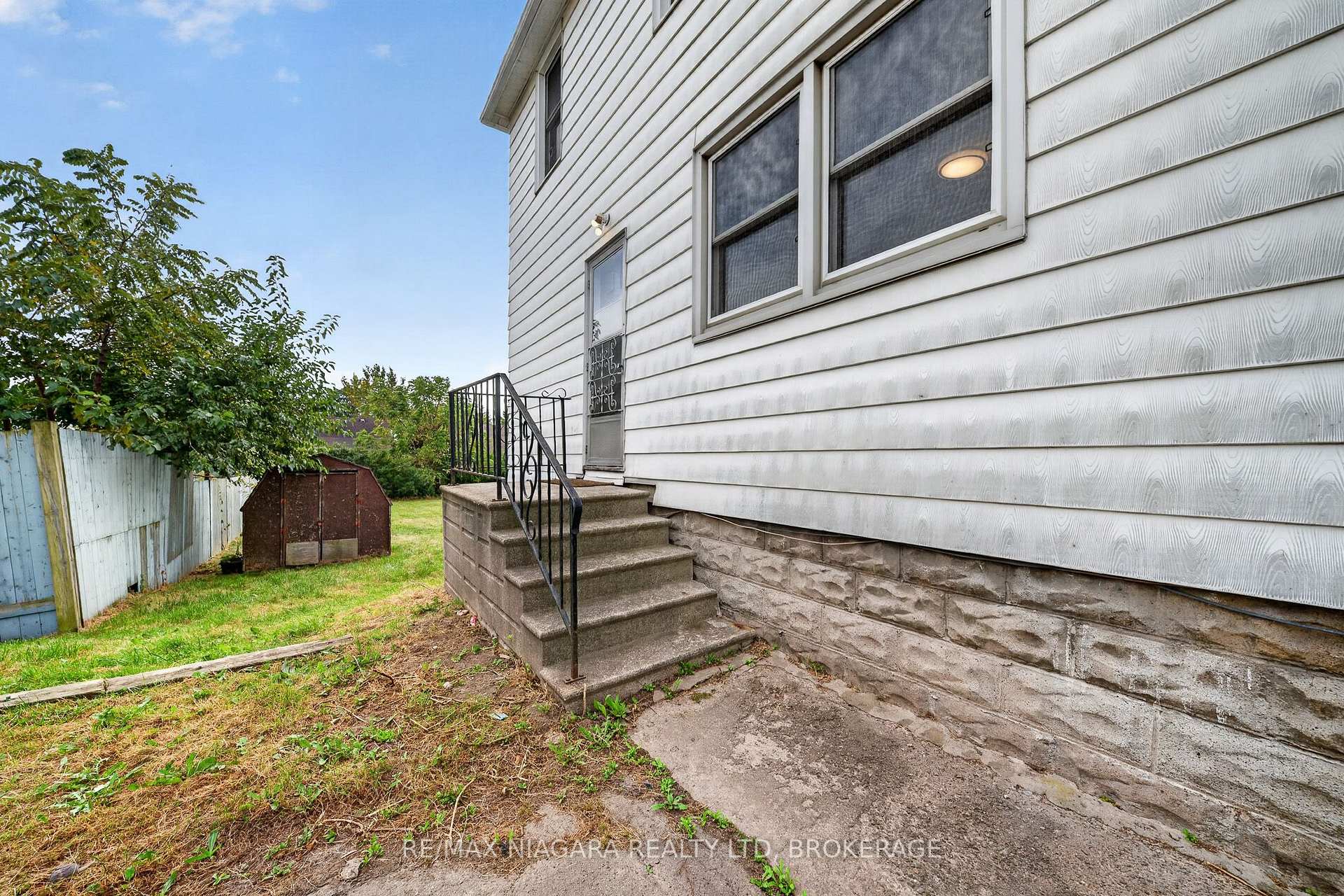 Photo 28 of 6520 Barker Street, Niagara Falls, Dorchester — HOMEH