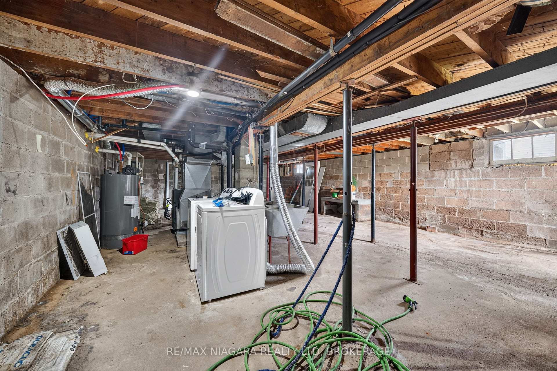 Photo 47 of 6520 Barker Street, Niagara Falls, Dorchester — HOMEH