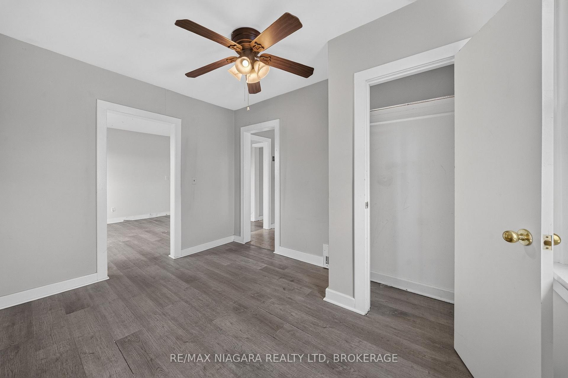 Photo 34 of 6520 Barker Street, Niagara Falls, Dorchester — HOMEH