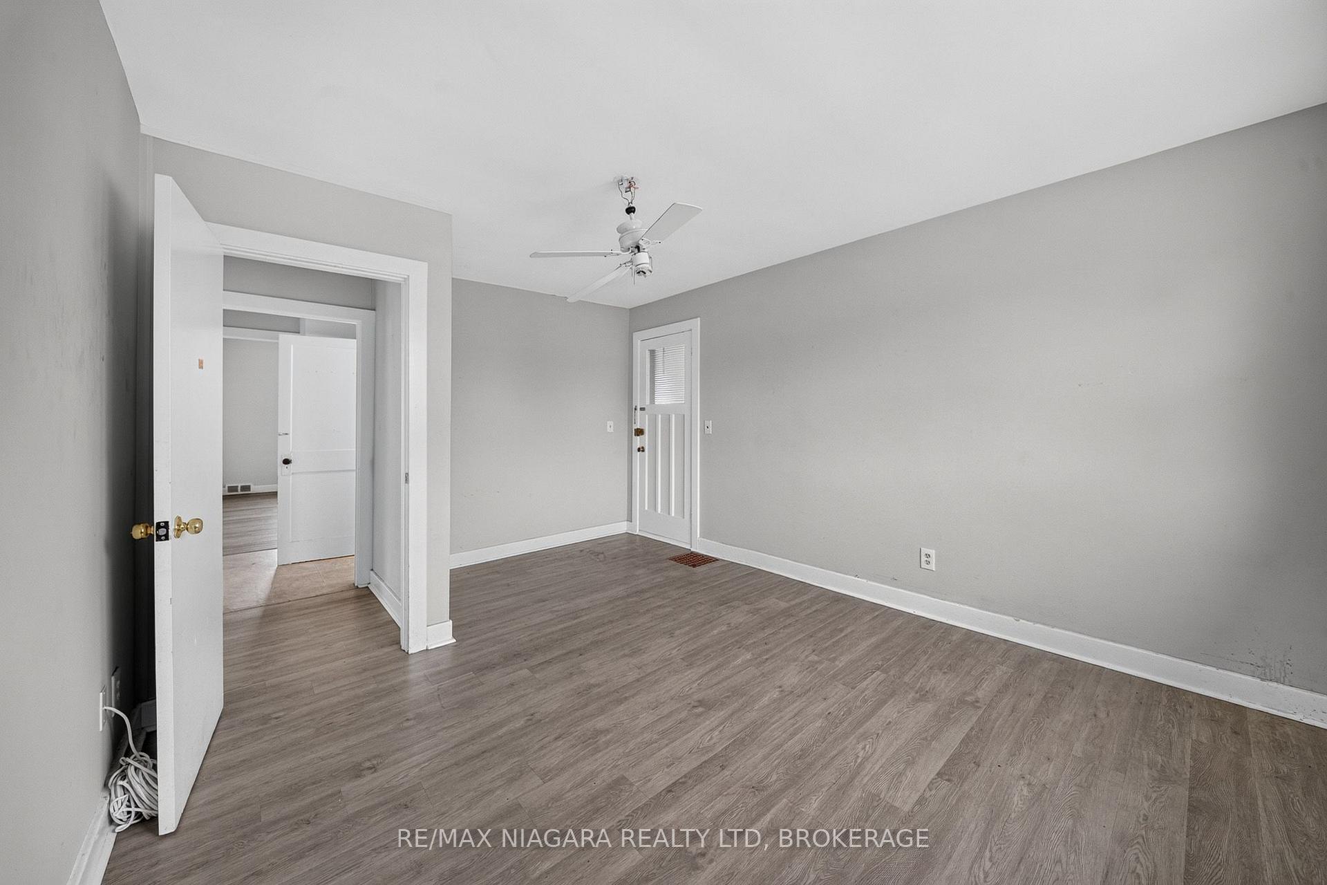Photo 40 of 6520 Barker Street, Niagara Falls, Dorchester — HOMEH