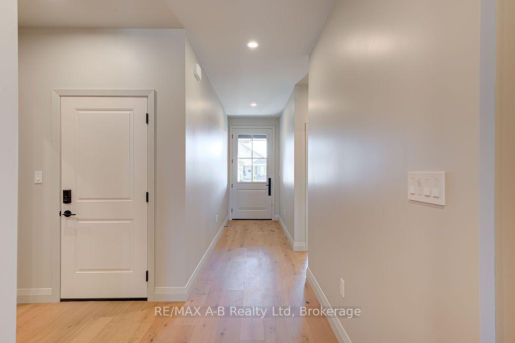 Photo 8 of 8 Orchard Drive, Stratford — HOMEH
