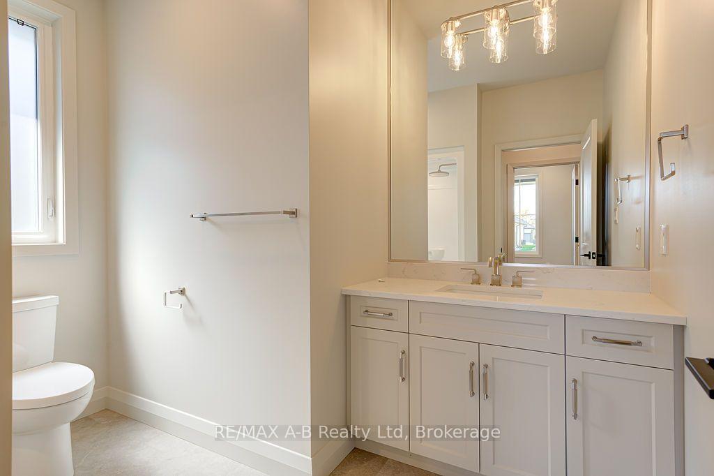 Photo 14 of 8 Orchard Drive, Stratford — HOMEH