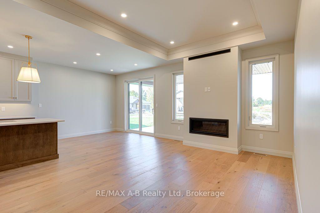 Photo 25 of 8 Orchard Drive, Stratford — HOMEH