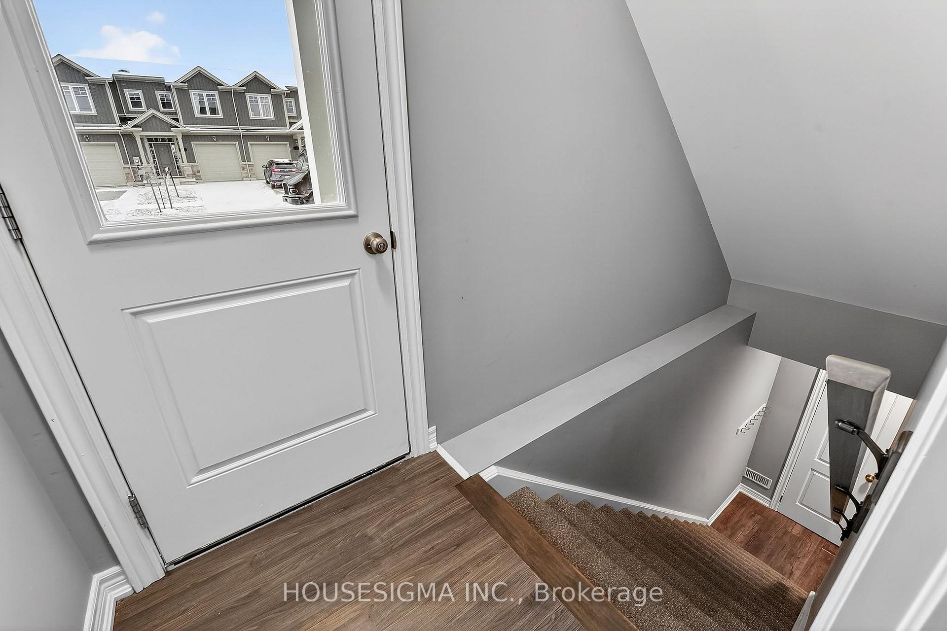 Photo 6 of 14 Lamb (Lower Level) Crescent, Thorold, Hurricane/Merrittville — HOMEH