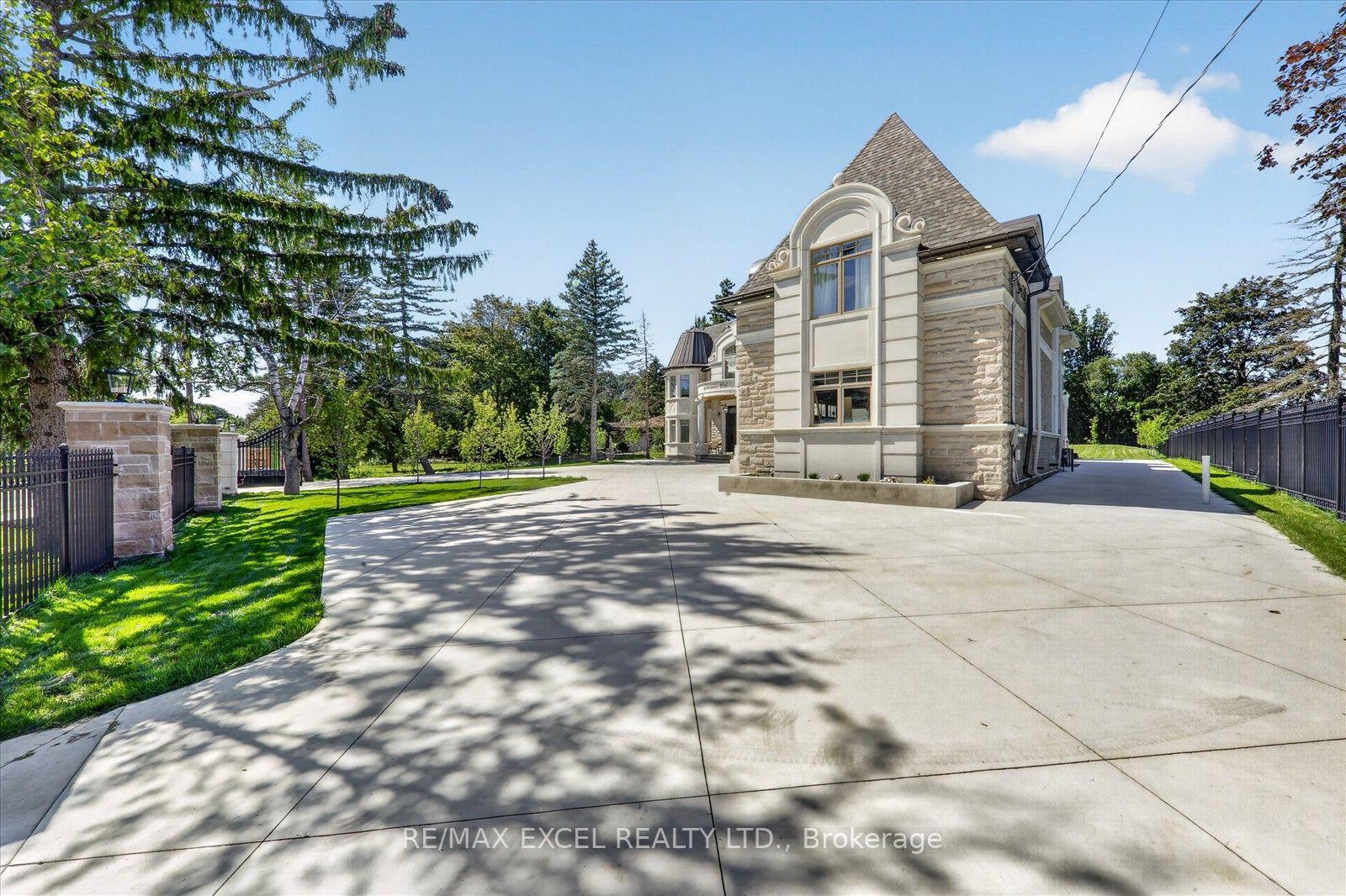 Photo 5 of 28 Personna Boulevard, Markham, Devil's Elbow — HOMEH
