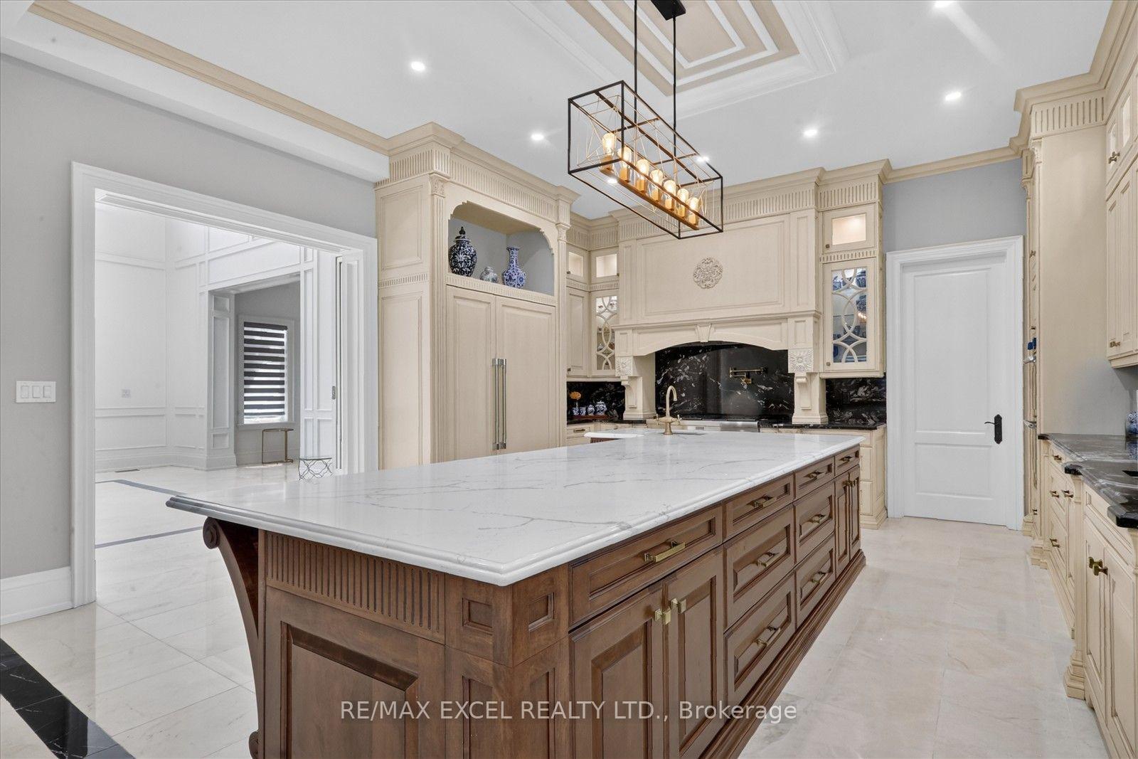Photo 15 of 28 Personna Boulevard, Markham, Devil's Elbow — HOMEH