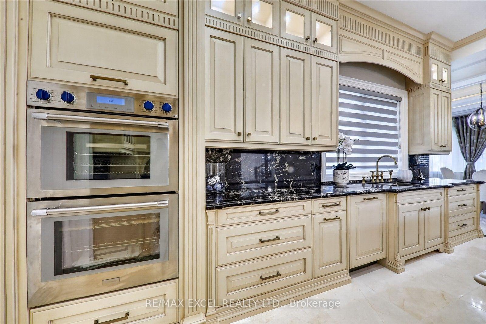 Photo 16 of 28 Personna Boulevard, Markham, Devil's Elbow — HOMEH