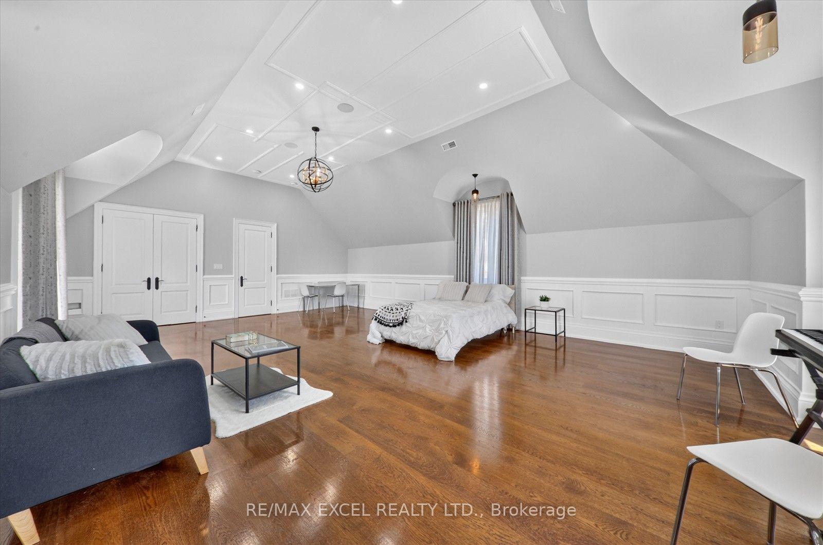 Photo 41 of 28 Personna Boulevard, Markham, Devil's Elbow — HOMEH