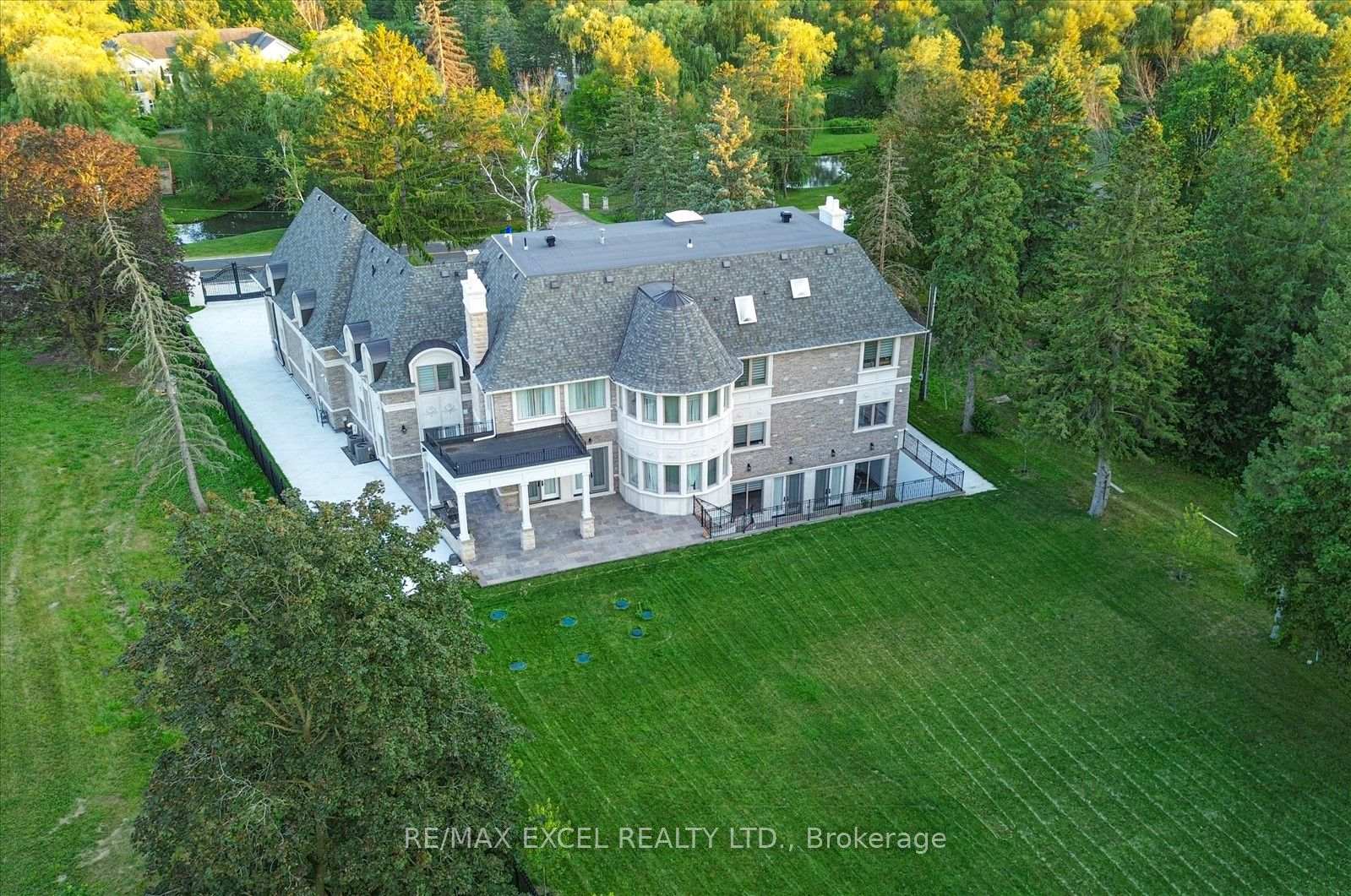 Photo 50 of 28 Personna Boulevard, Markham, Devil's Elbow — HOMEH