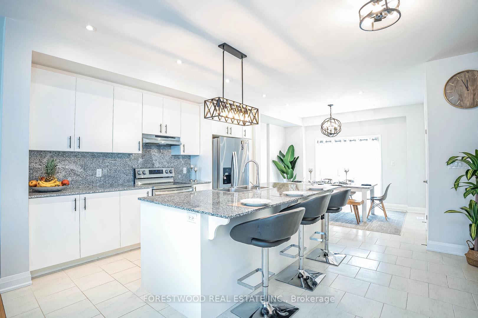 Photo 15 of 53 Humberstone Drive, Halton Hills, Georgetown — HOMEH