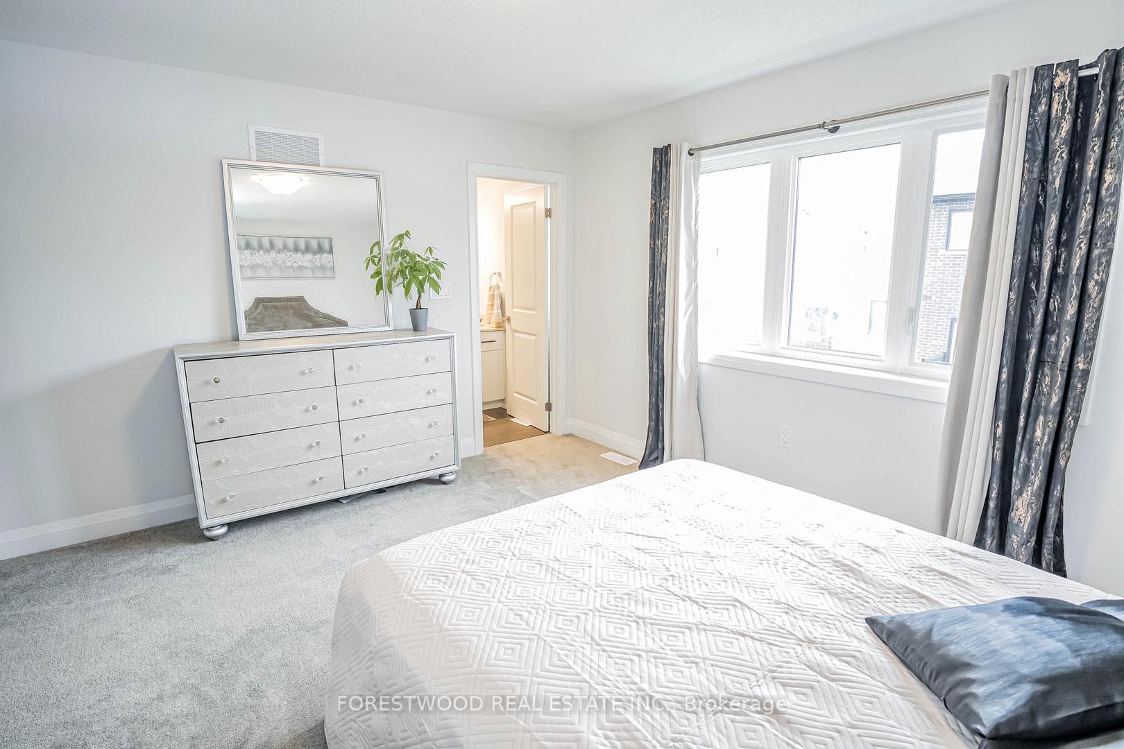 Photo 31 of 53 Humberstone Drive, Halton Hills, Georgetown — HOMEH