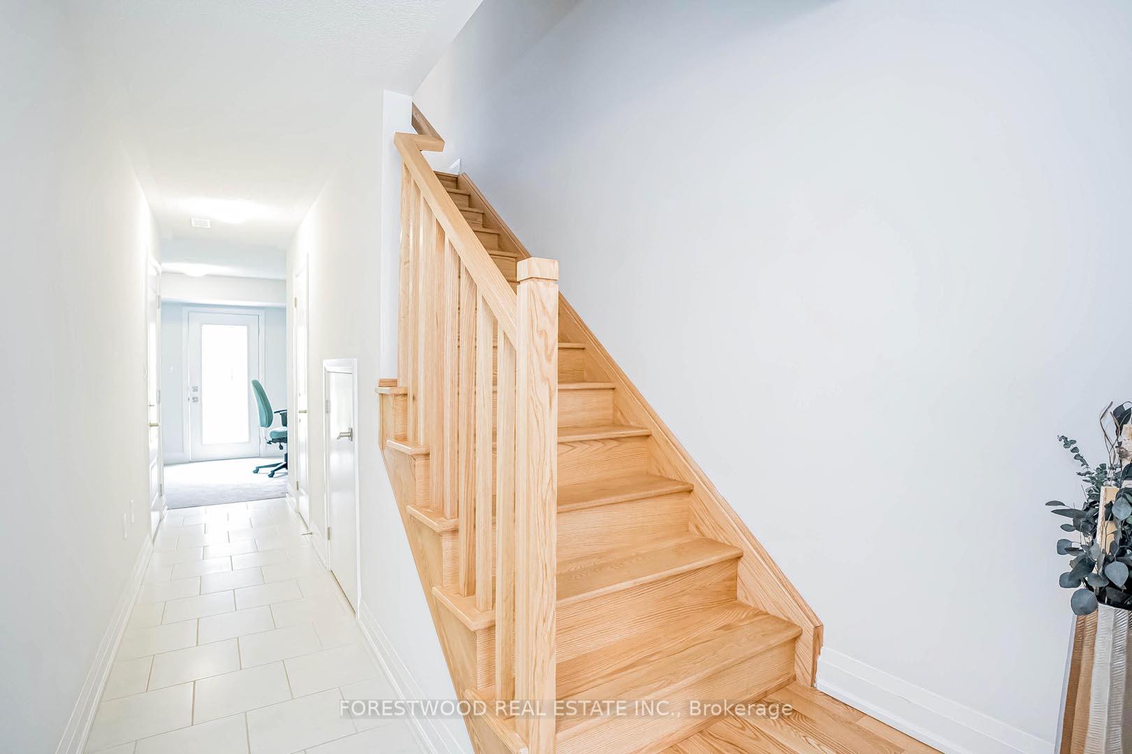 Photo 41 of 53 Humberstone Drive, Halton Hills, Georgetown — HOMEH