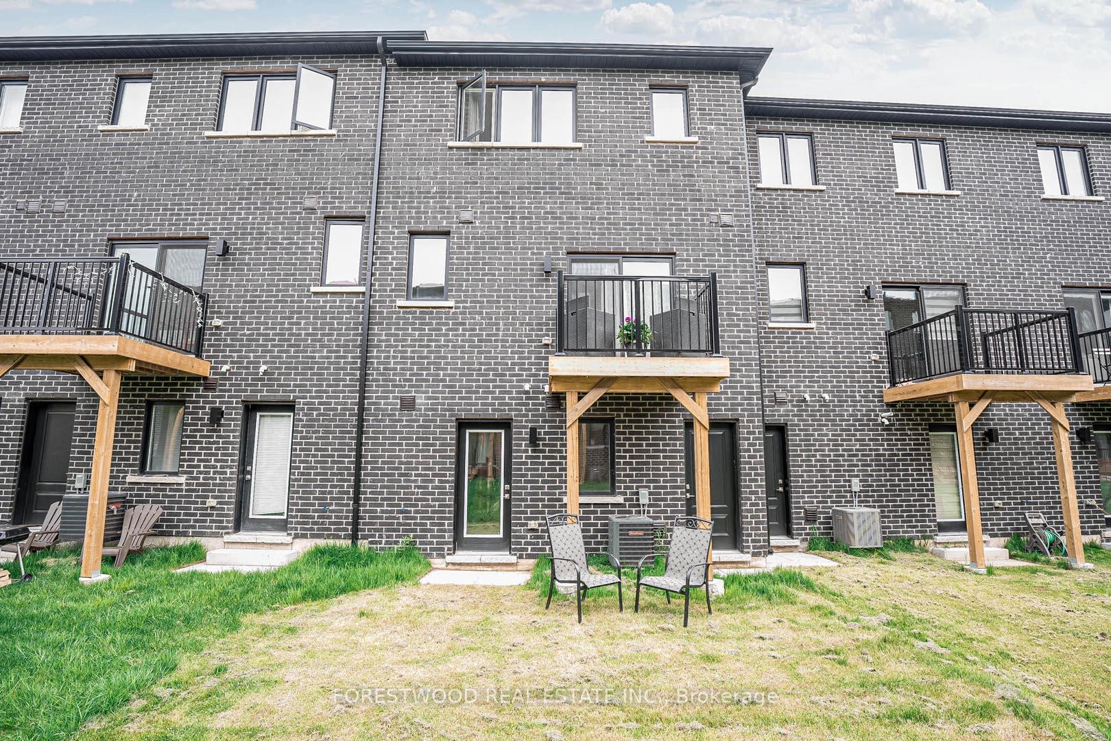 Photo 47 of 53 Humberstone Drive, Halton Hills, Georgetown — HOMEH