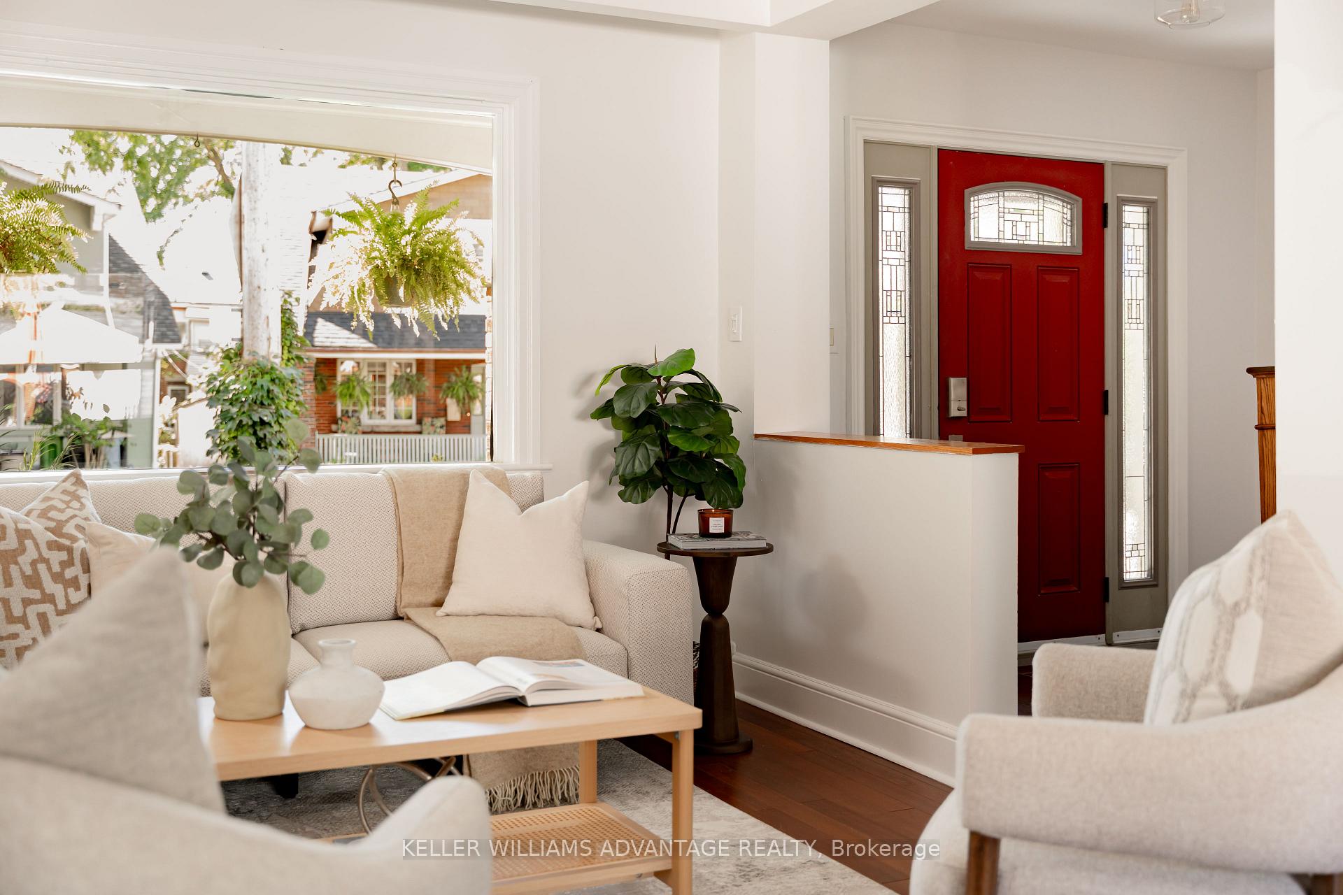 Photo 5 of 5 Hemlock Avenue, Toronto, Woodbine Corridor — HOMEH