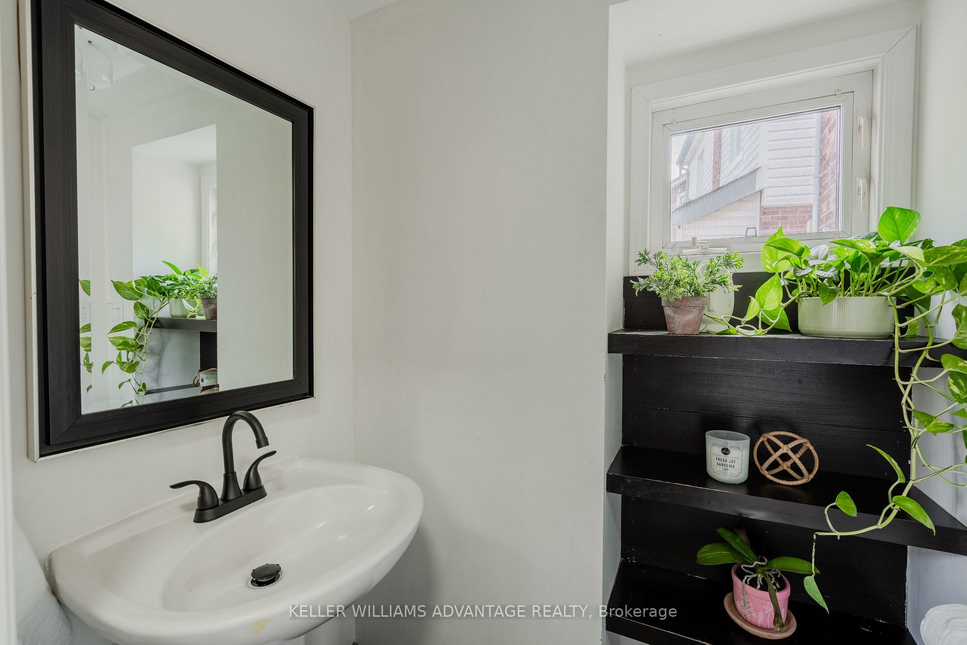 Photo 14 of 5 Hemlock Avenue, Toronto, Woodbine Corridor — HOMEH