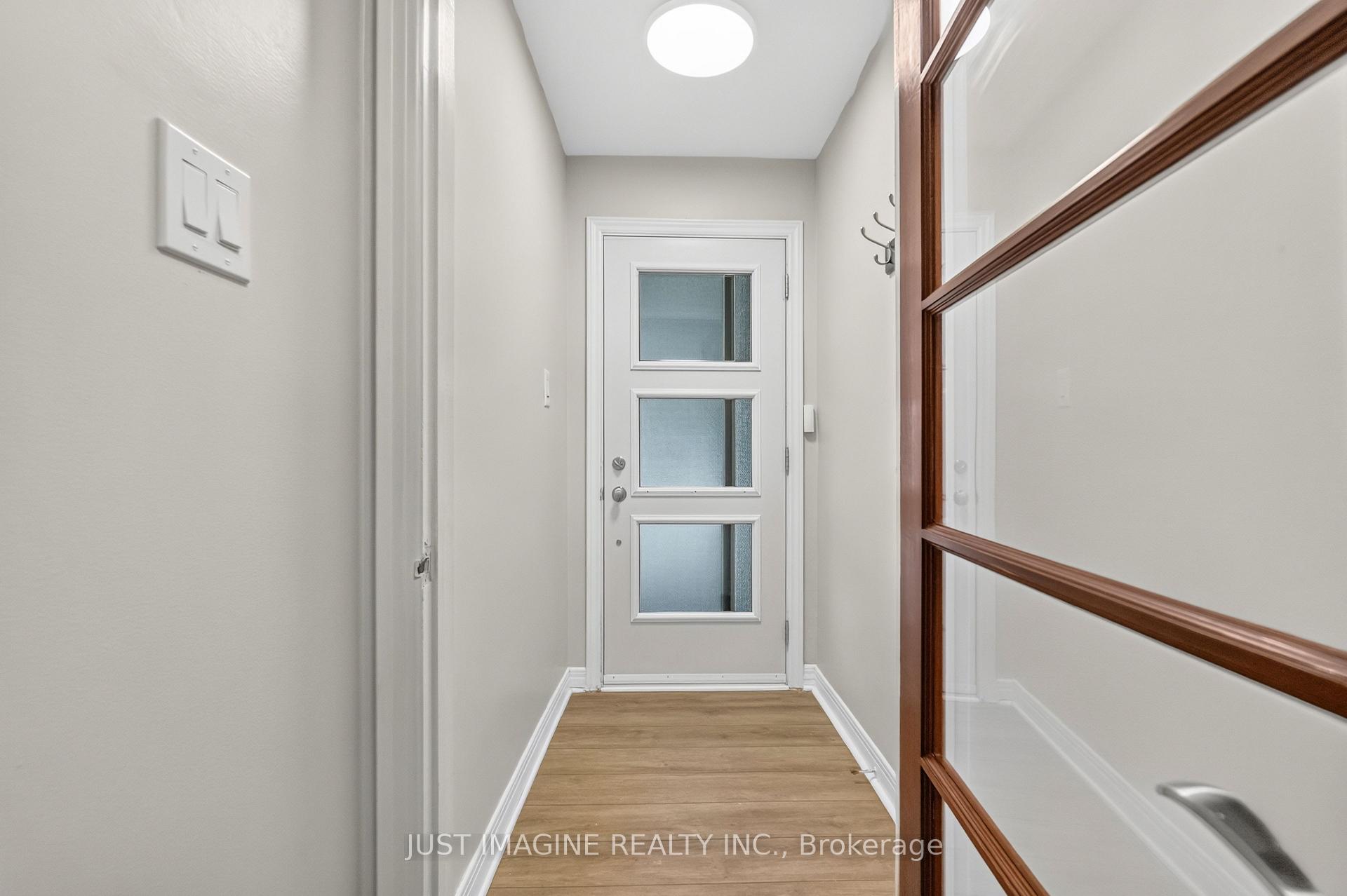 Photo 3 of 286 Clare Street, Ottawa, Westboro/Hampton Park — HOMEH