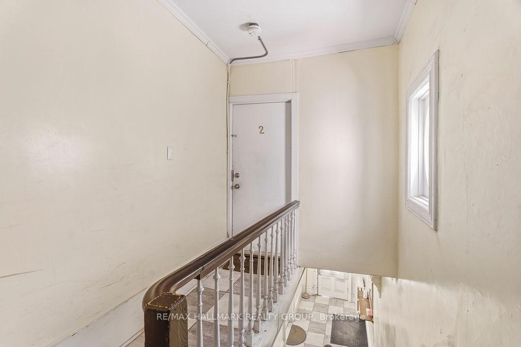 Photo 5 of Unit 2, 155 Stewart Street, Ottawa, Sandy Hill — HOMEH