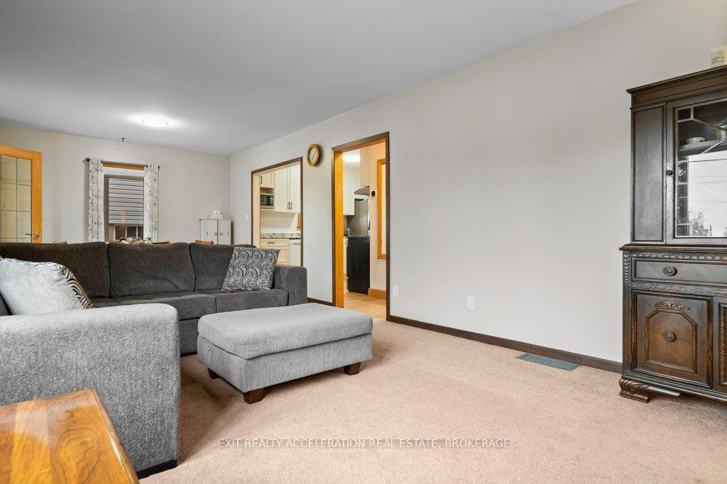 Photo 11 of 66 North Park Gardens, Belleville, Belleville Ward — HOMEH