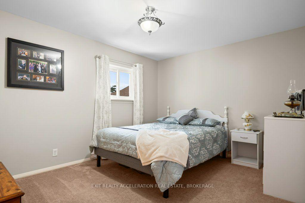 Photo 24 of 66 North Park Gardens, Belleville, Belleville Ward — HOMEH