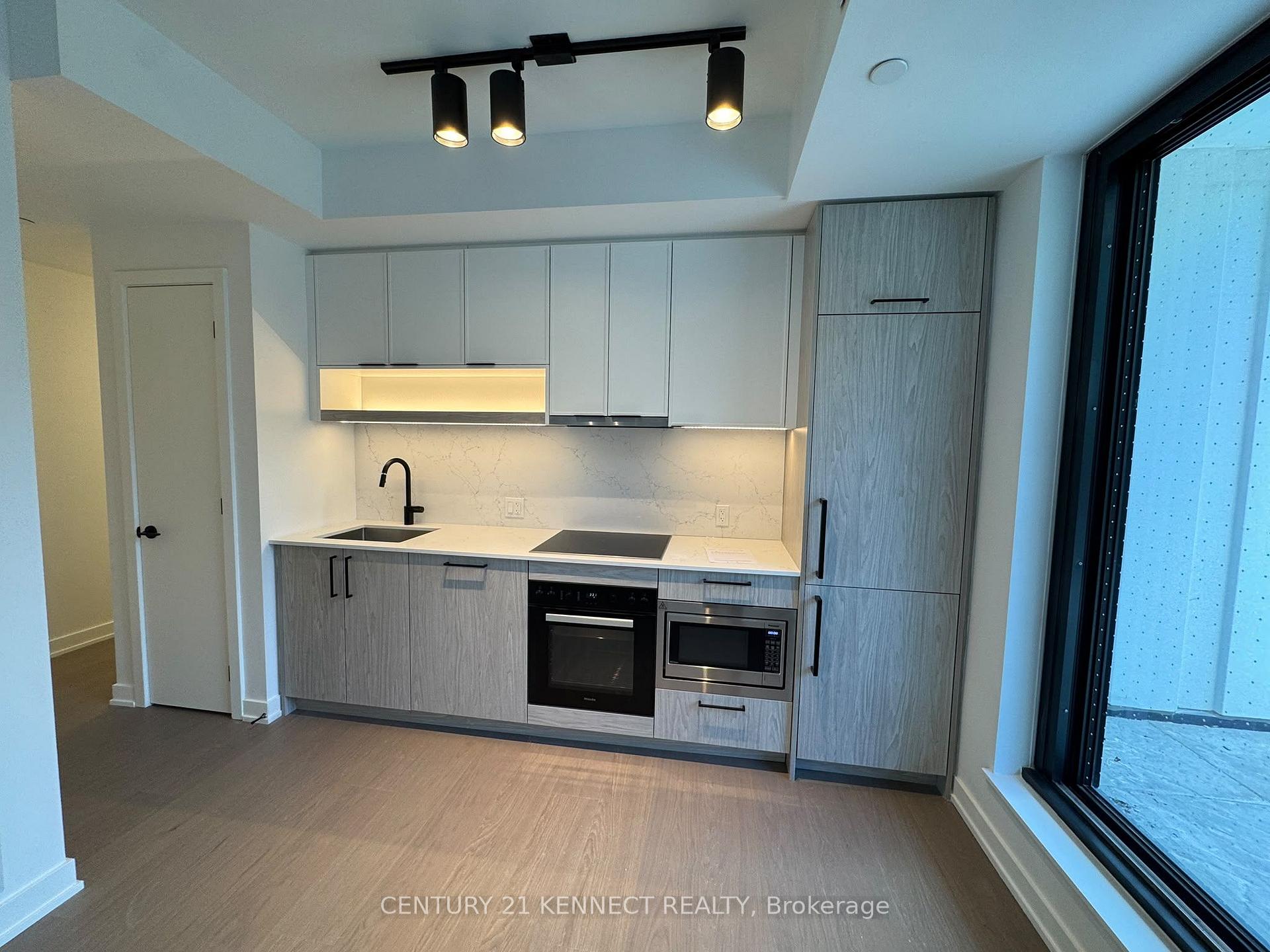 Photo 13 of Unit 527, 91 Montclair Avenue, Toronto, Forest Hill South — HOMEH