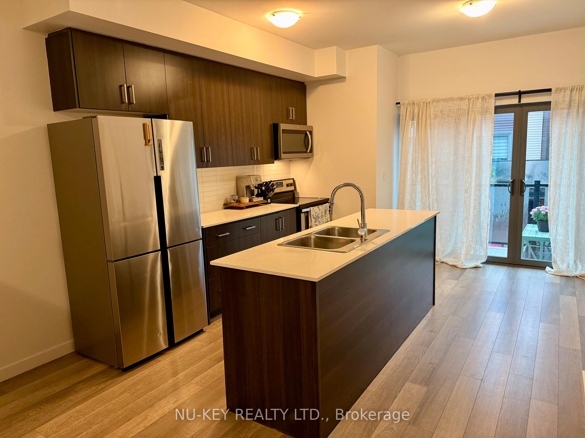Photo 15 of Unit 81, 369 Essa Road, Barrie, Holly — HOMEH