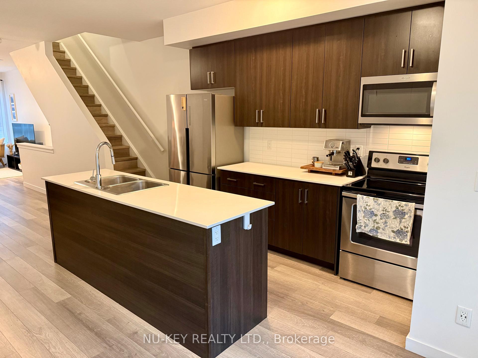 Photo 16 of Unit 81, 369 Essa Road, Barrie, Holly — HOMEH