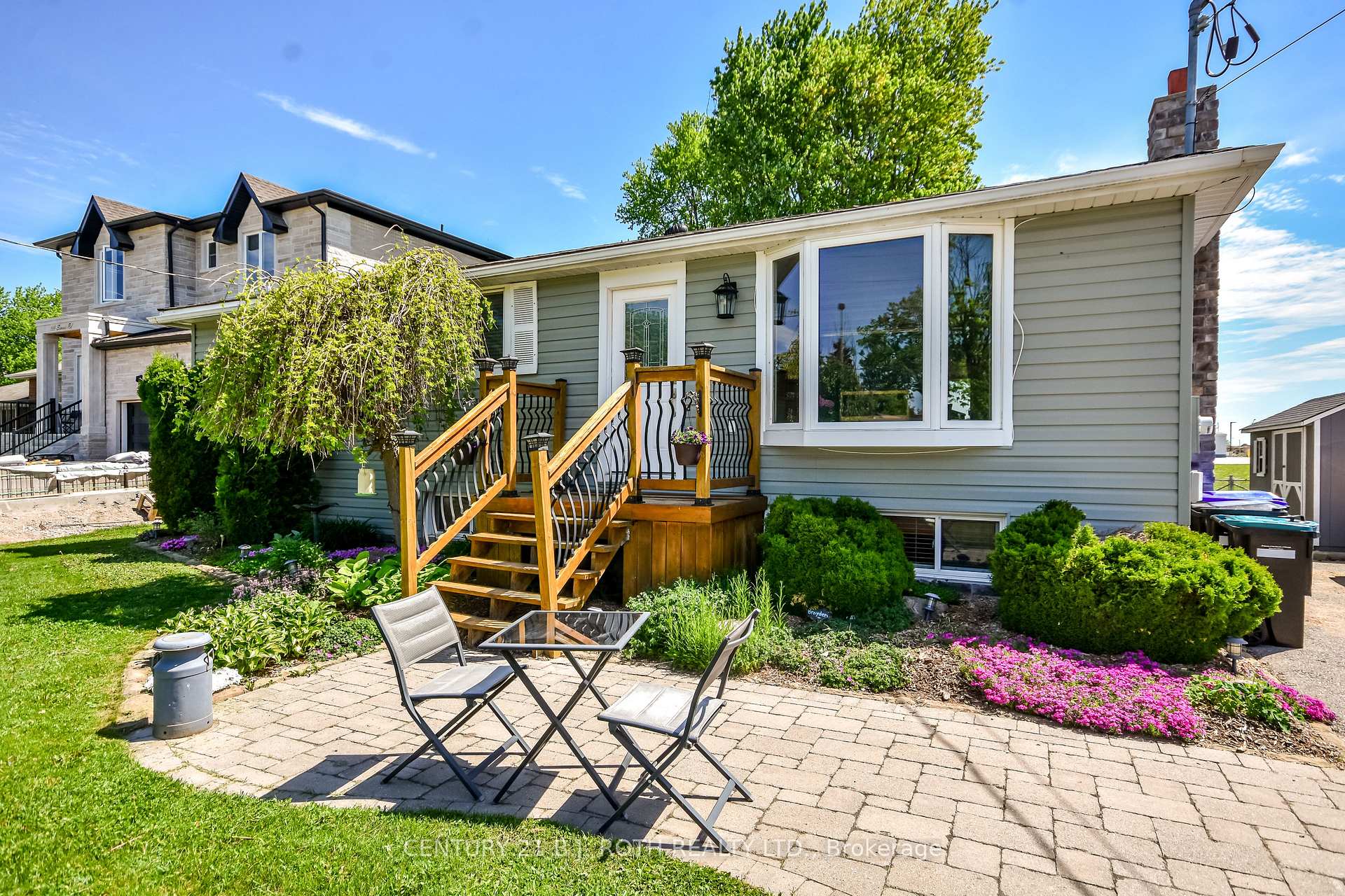 Photo 2 of 671 Simcoe Road, Bradford West Gwillimbury, Bradford — HOMEH