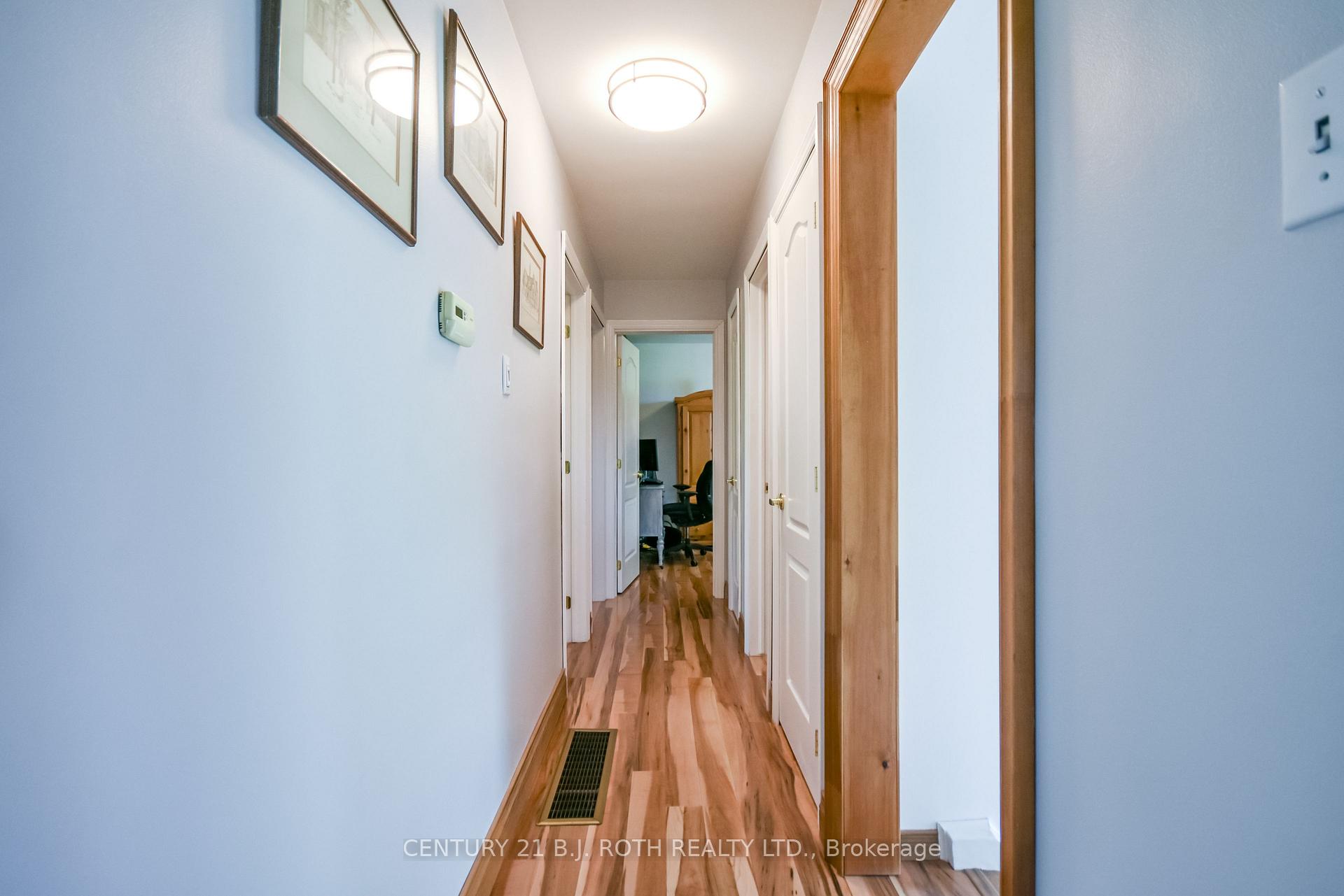 Photo 15 of 671 Simcoe Road, Bradford West Gwillimbury, Bradford — HOMEH