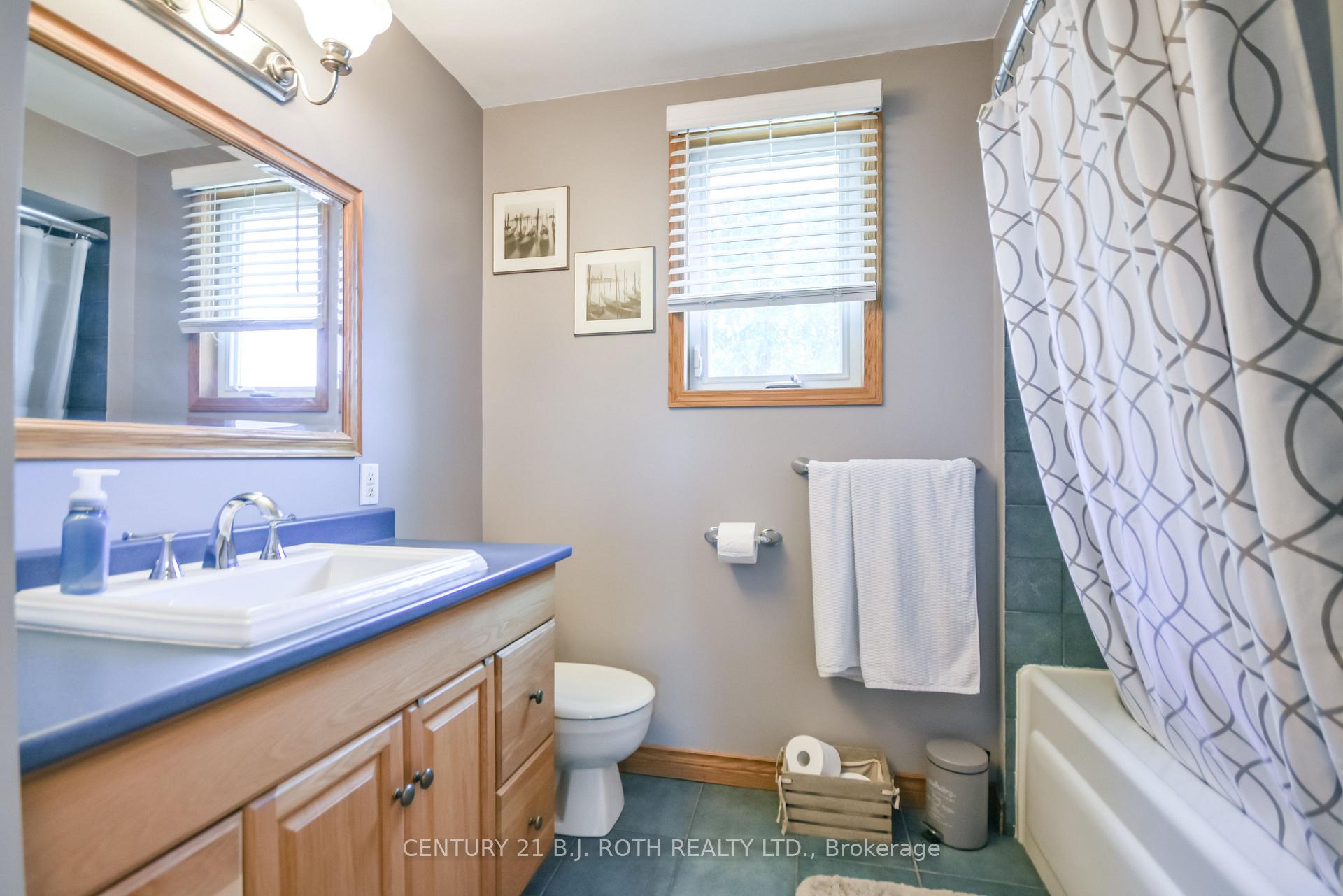 Photo 18 of 671 Simcoe Road, Bradford West Gwillimbury, Bradford — HOMEH