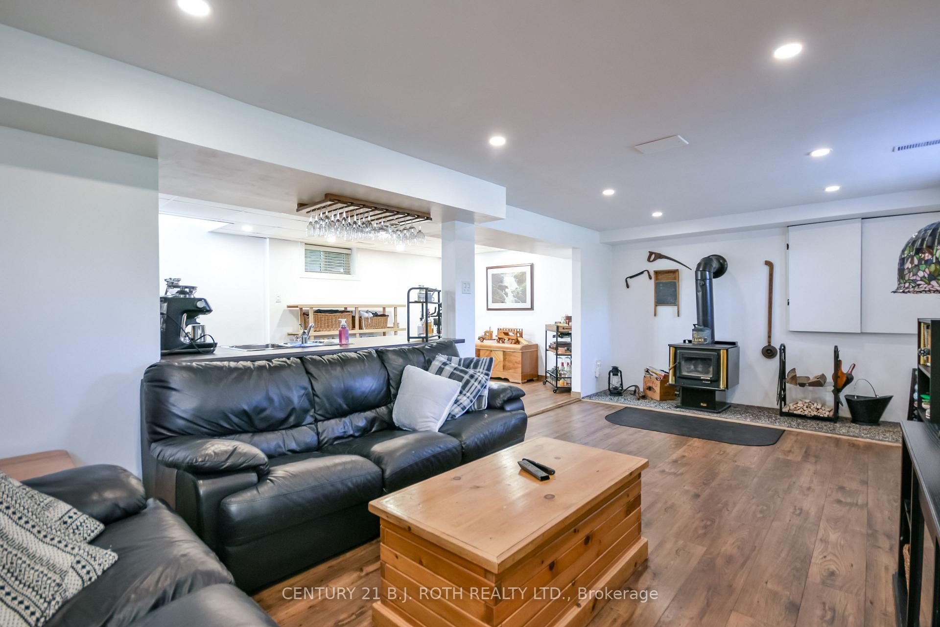 Photo 33 of 671 Simcoe Road, Bradford West Gwillimbury, Bradford — HOMEH